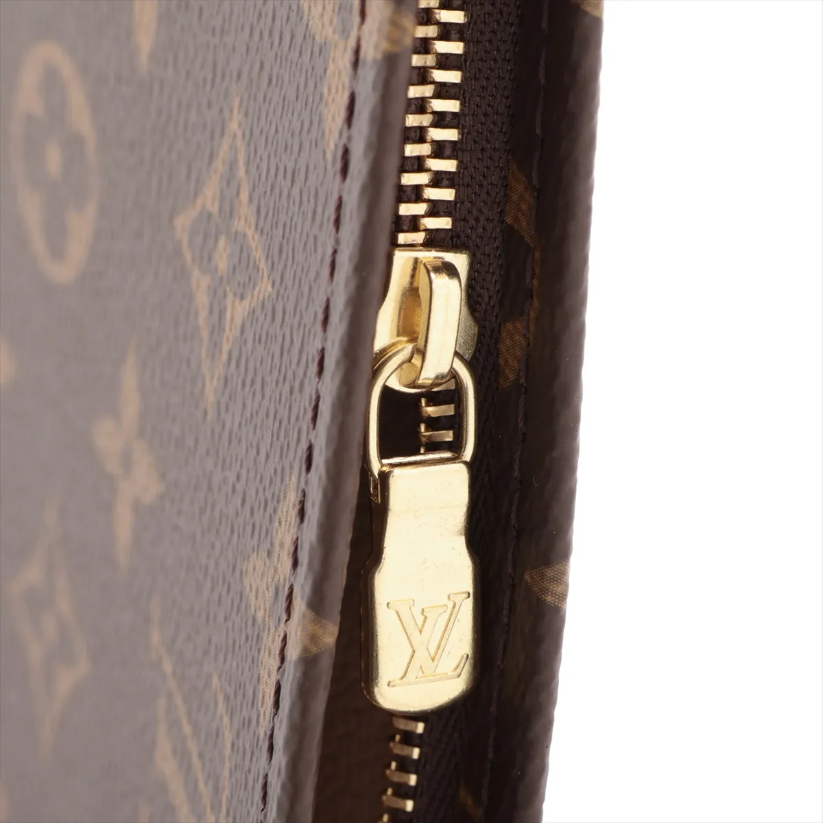 Monogram Pochette Toilette 26 M47542 Brown Pouch (Serial Number Unknown) — view 5