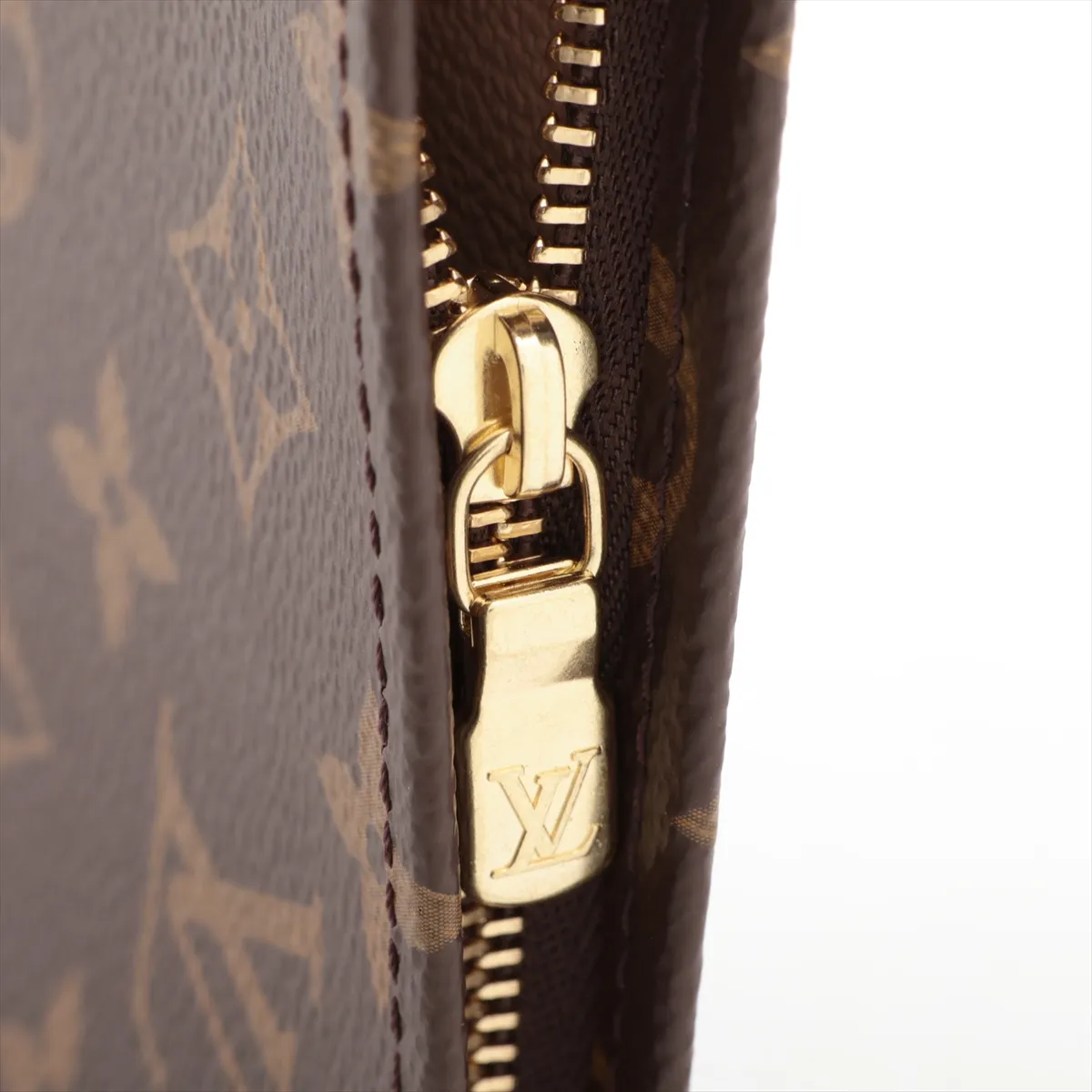 Monogram Pochette Toilette 26 M47542 Brown Pouch (Serial Number Unknown) — view 6