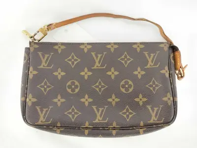 Monogram Pochette Accessoires Pouch