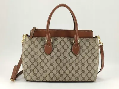 GG Supreme 2-Way Handbag