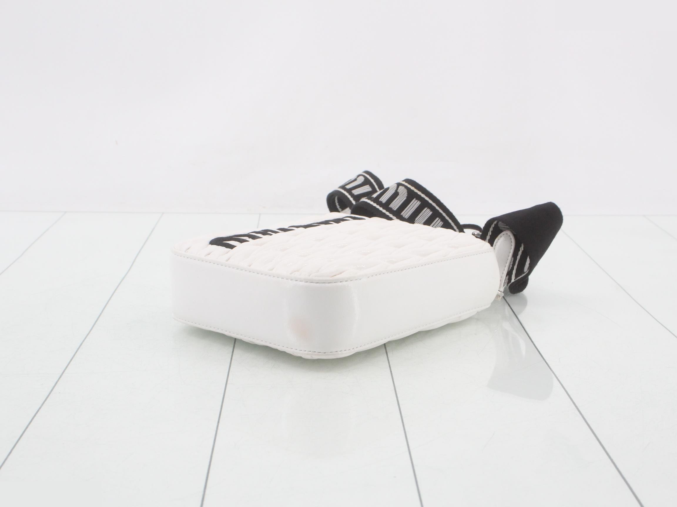 Matelassé (bag) - Shoulder bag — view 6