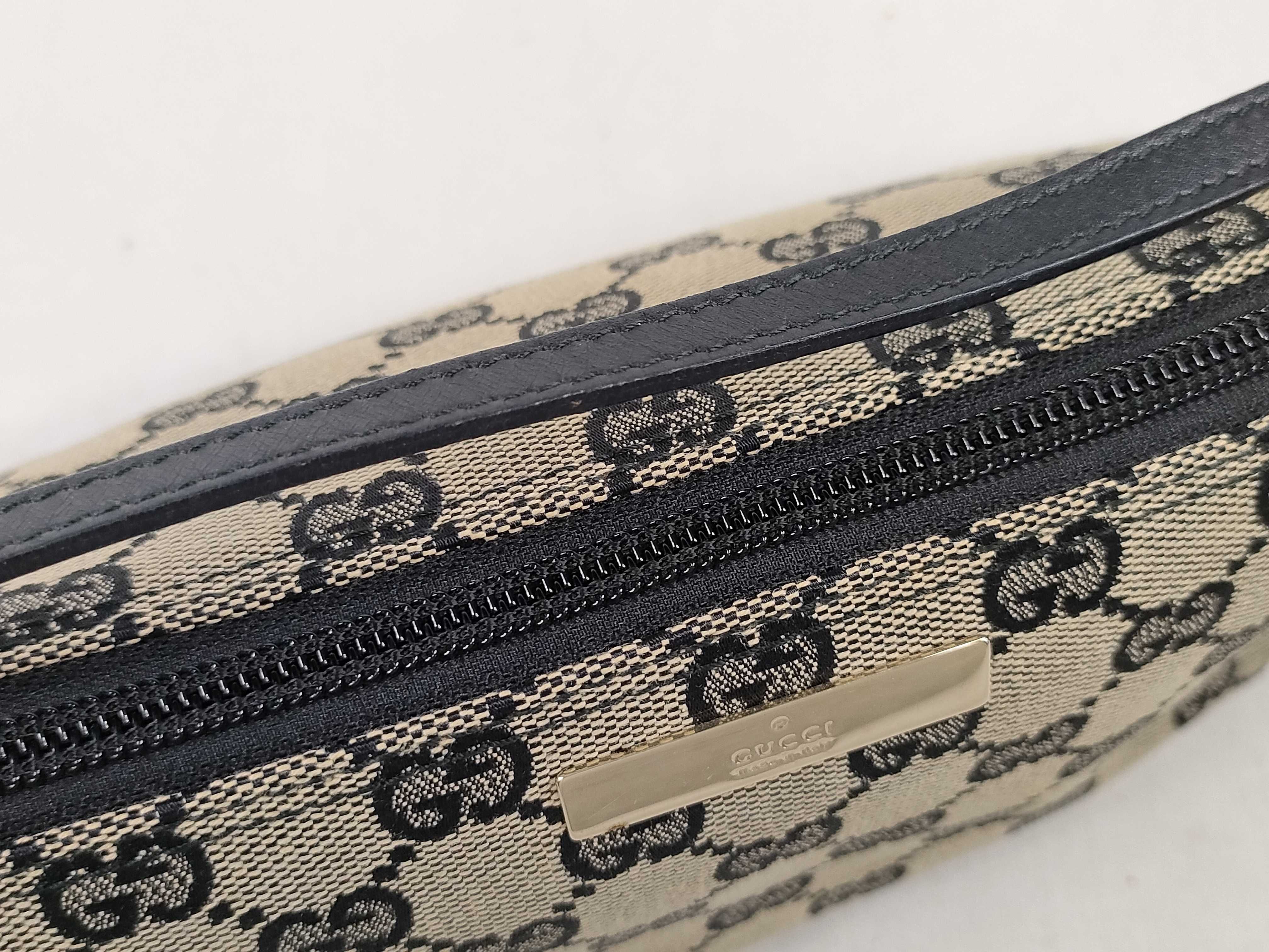 GG Canvas Accessory Pouch Handbag GG Canvas Handbag — view 8