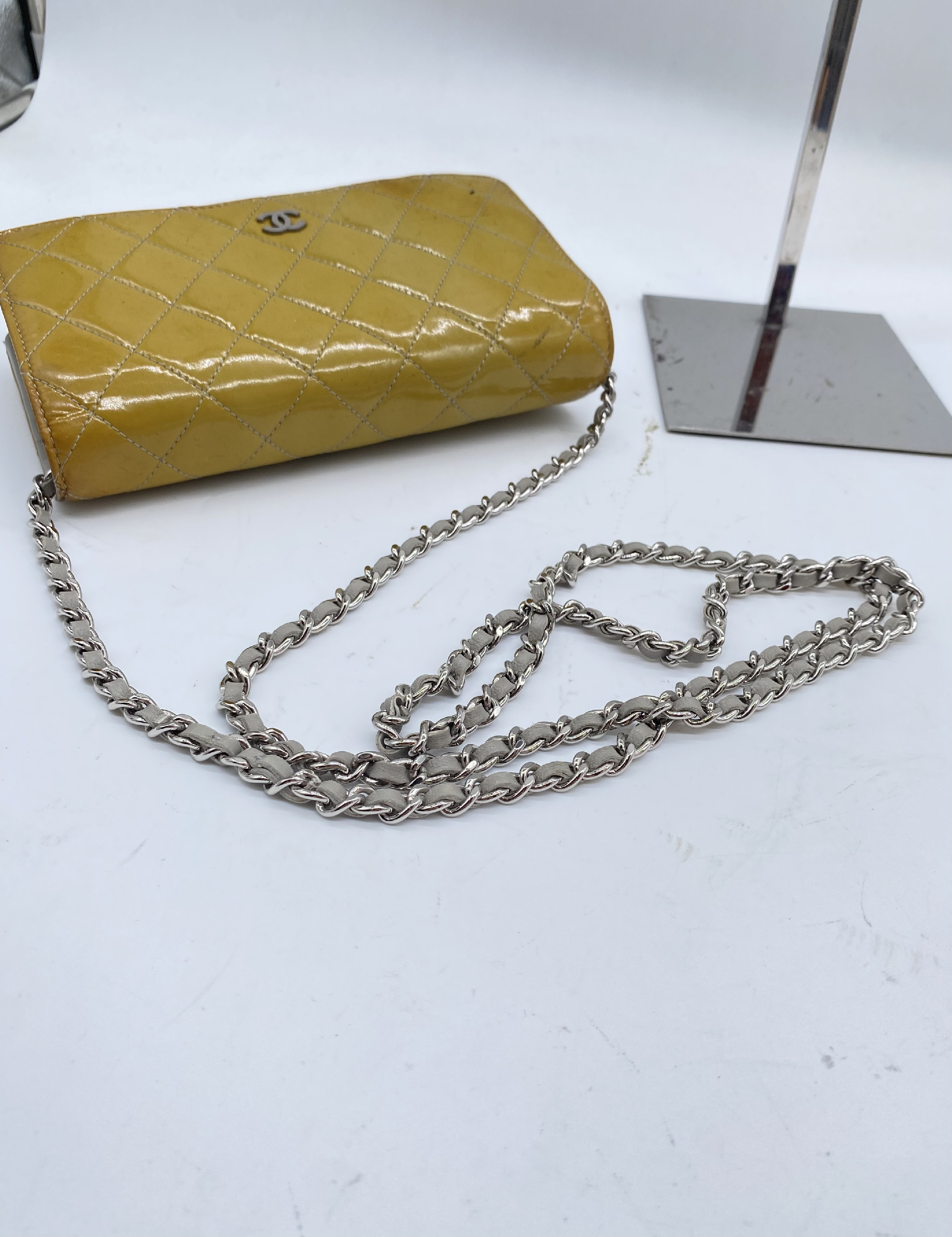 Matelassé Chain Wallet Shoulder Bag (with original seal, serial number 16-series) — view 5