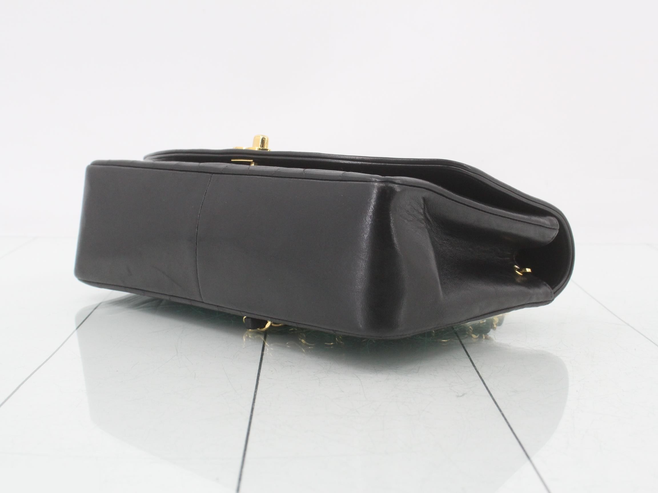 Diana 25 Lamb Chain Shoulder Bag Seal — view 6