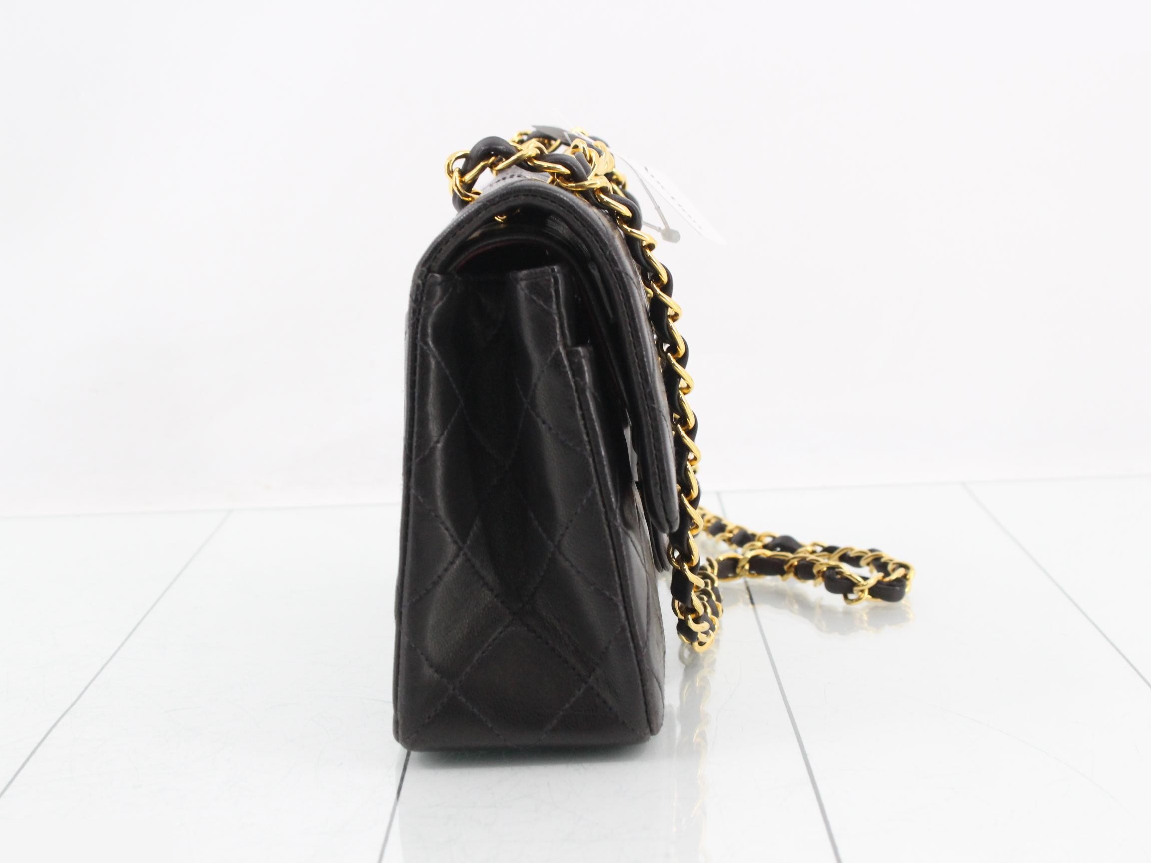 Matelassé Chain Shoulder Bag, Size 23, Lambskin — view 4