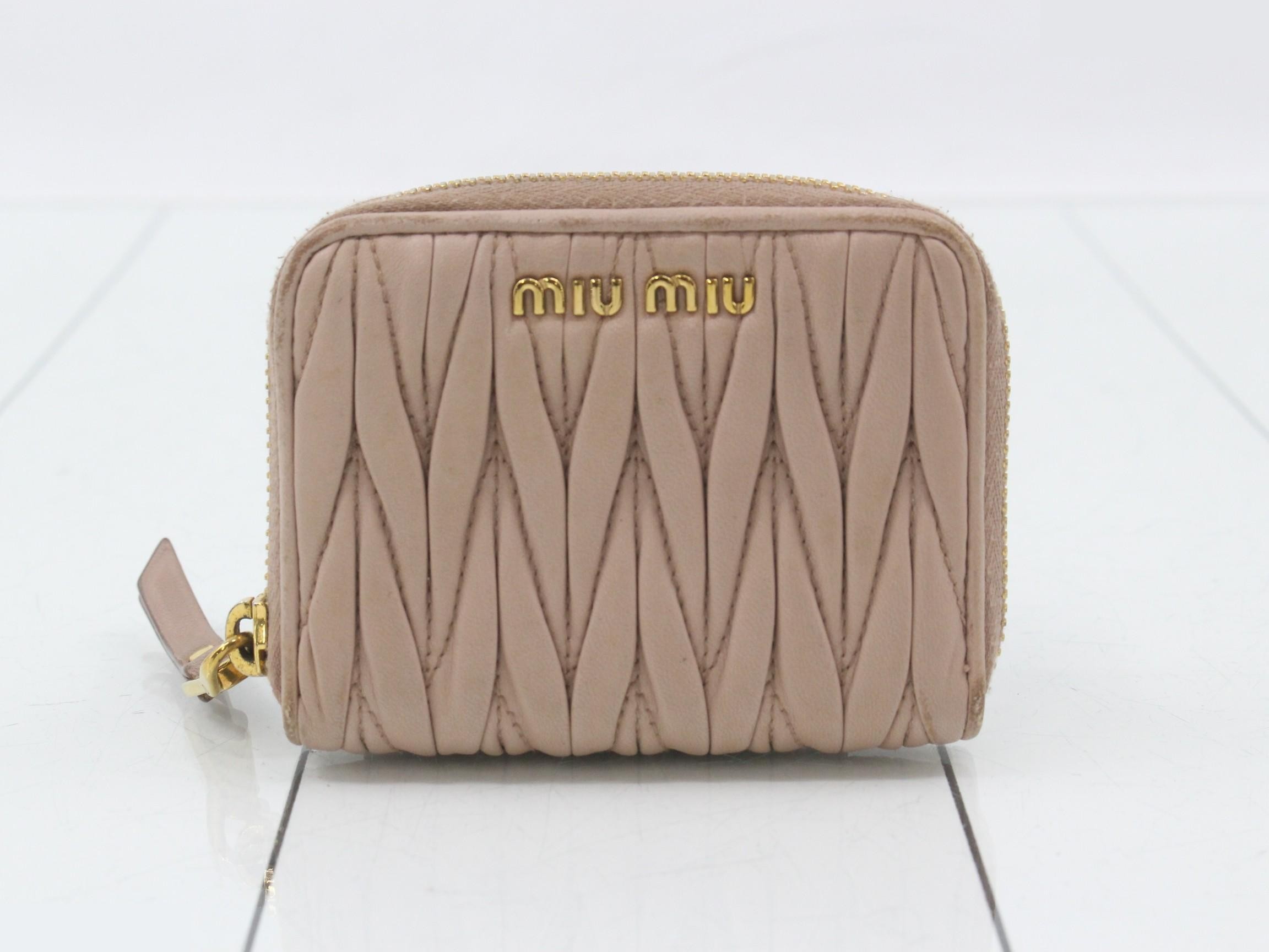 Matelassé (bag) and coin case