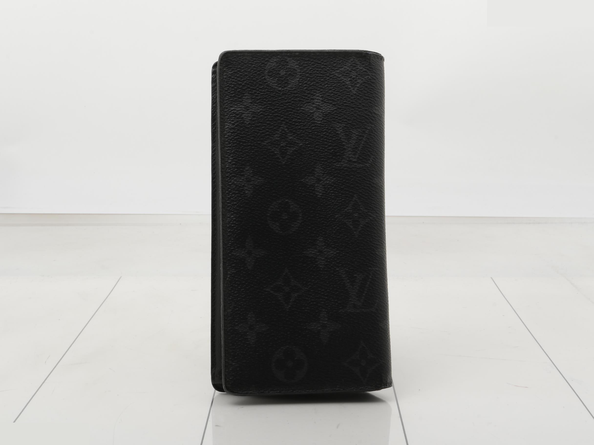 Monogram Eclipse Portefeuille Brazza Bi-fold Long Wallet — view 2