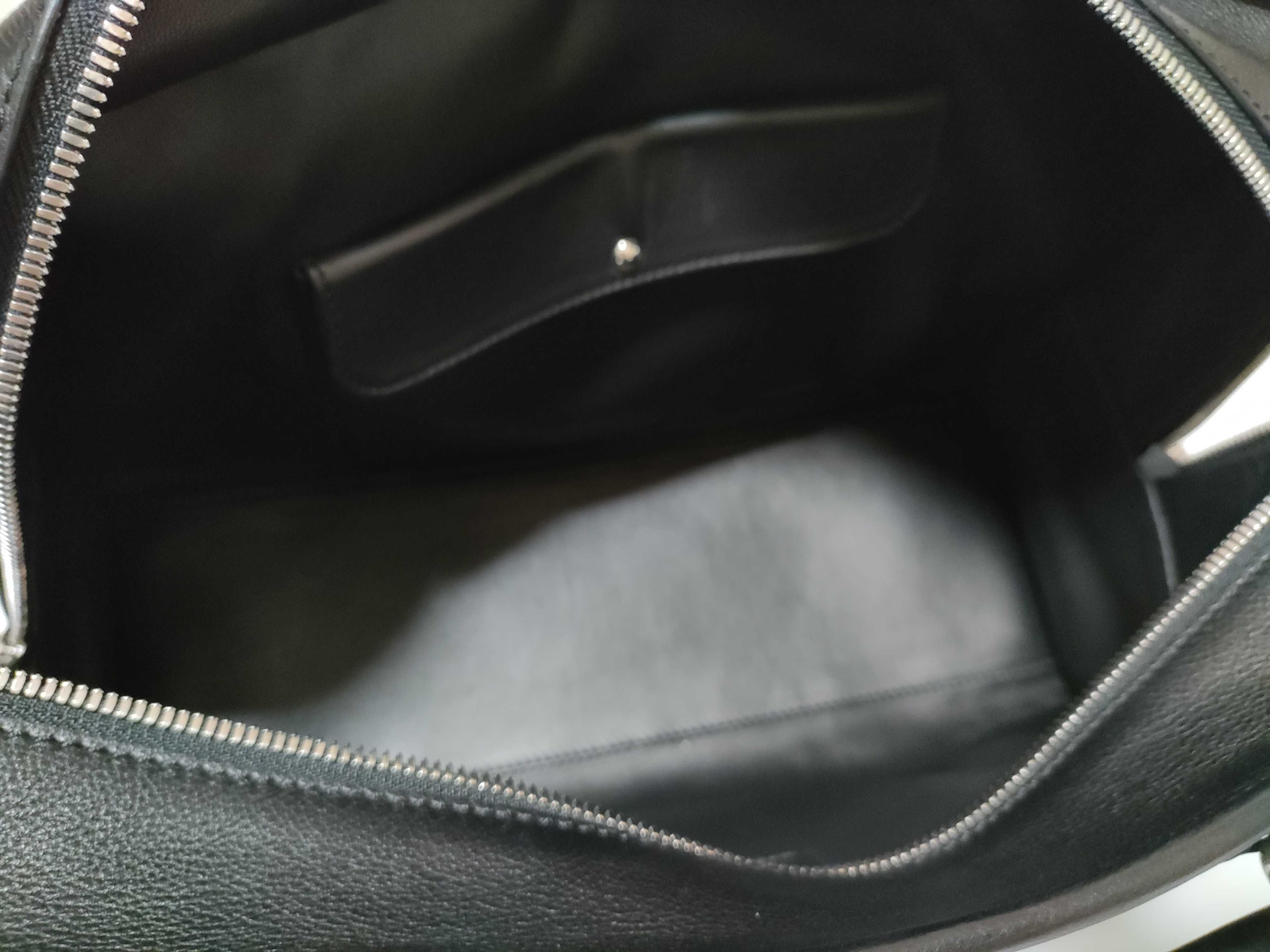 Amazona 36 Perforated Leather Handbag, Black — view 10