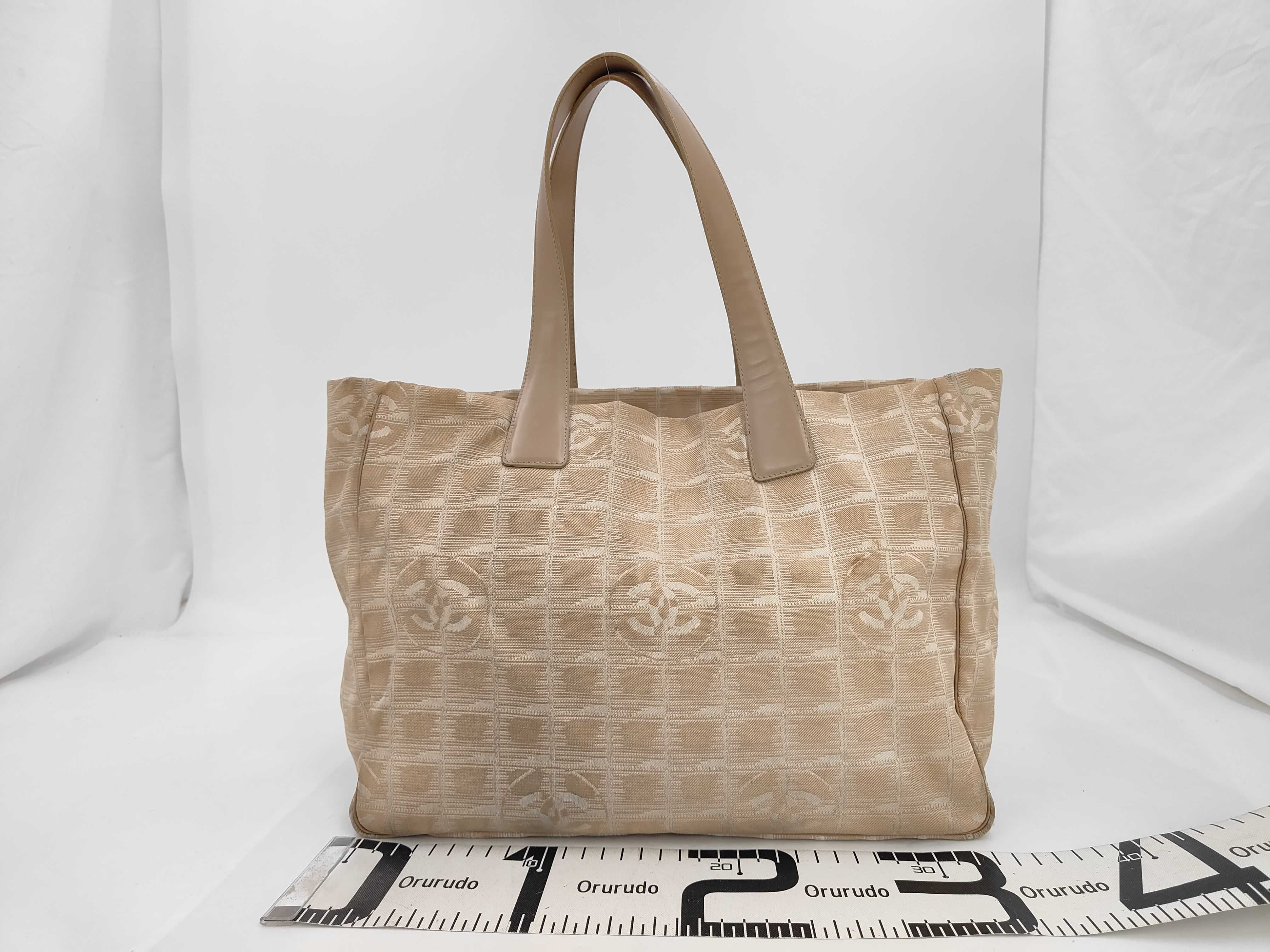 New Travel Line Canvas x Leather Tote Bag, Beige, Gold Hardware, 10250186 (Serial Number in the 10s) — view 2