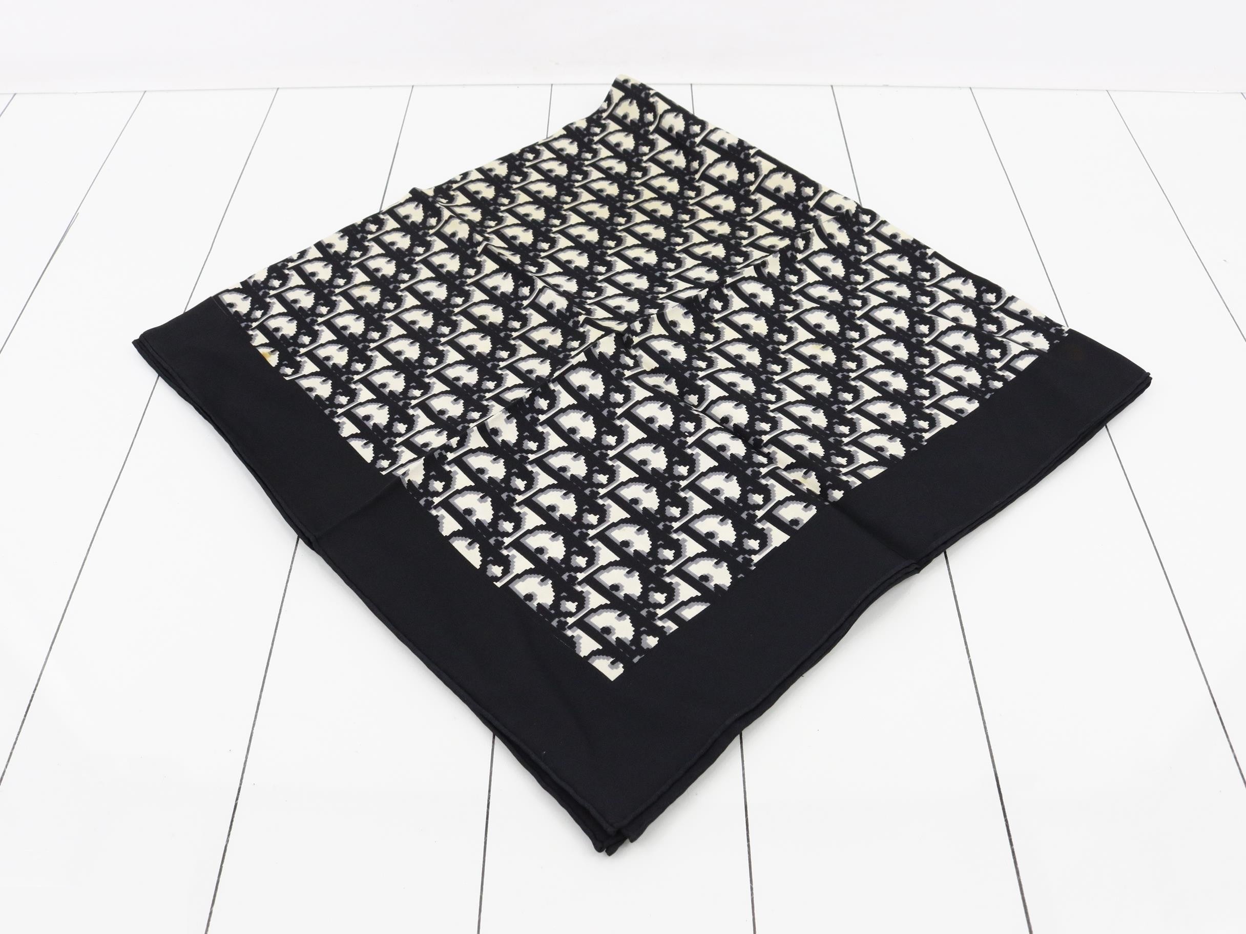 Scarf, Trotter, Black — view 2