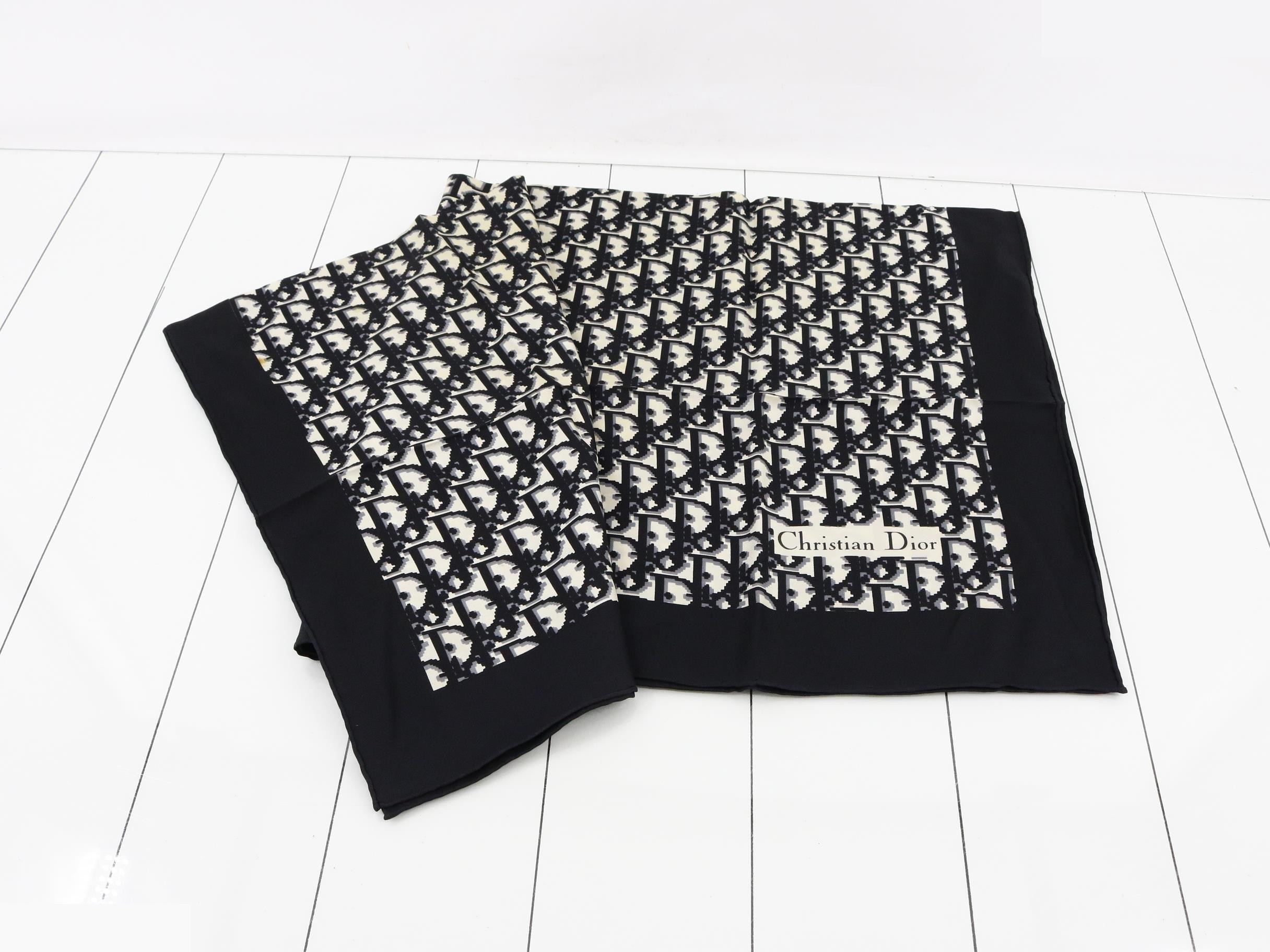 Scarf, Trotter, Black — view 3