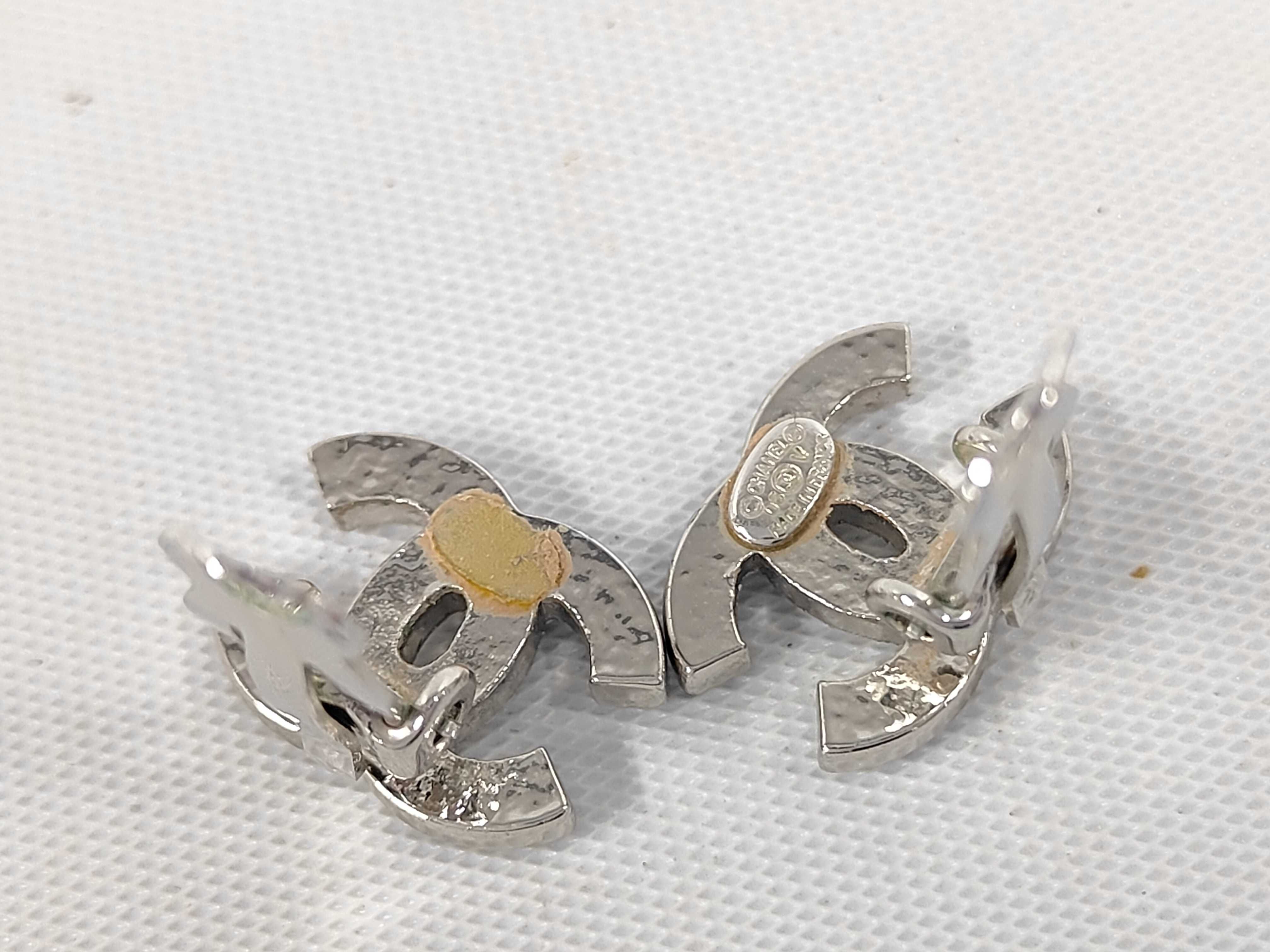 earrings, 05V Coco Stone design (one earring missing plate). — view 5