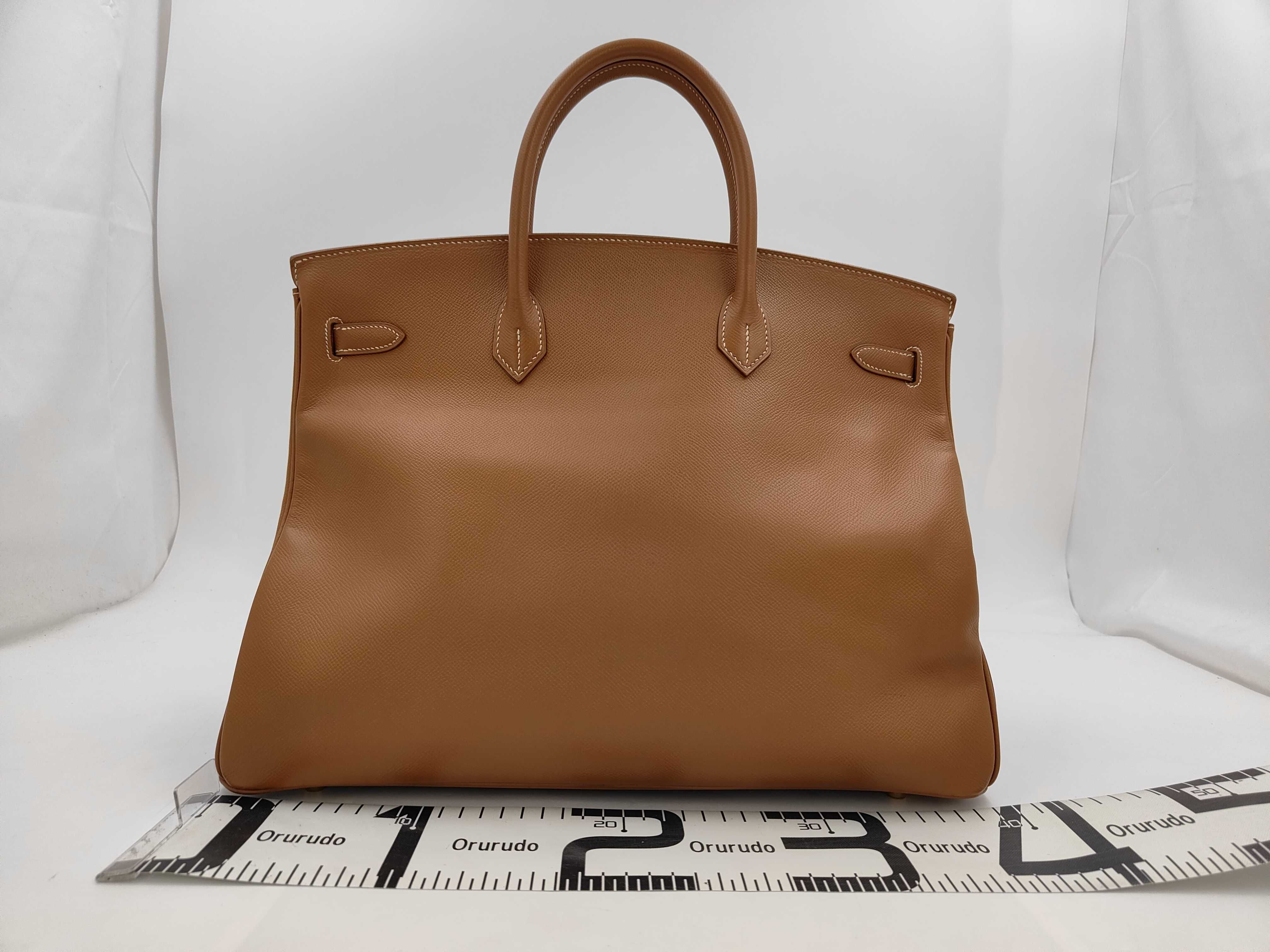 Birkin 40 Courchevel Leather Gold Hardware D Stamp Handbag — view 2