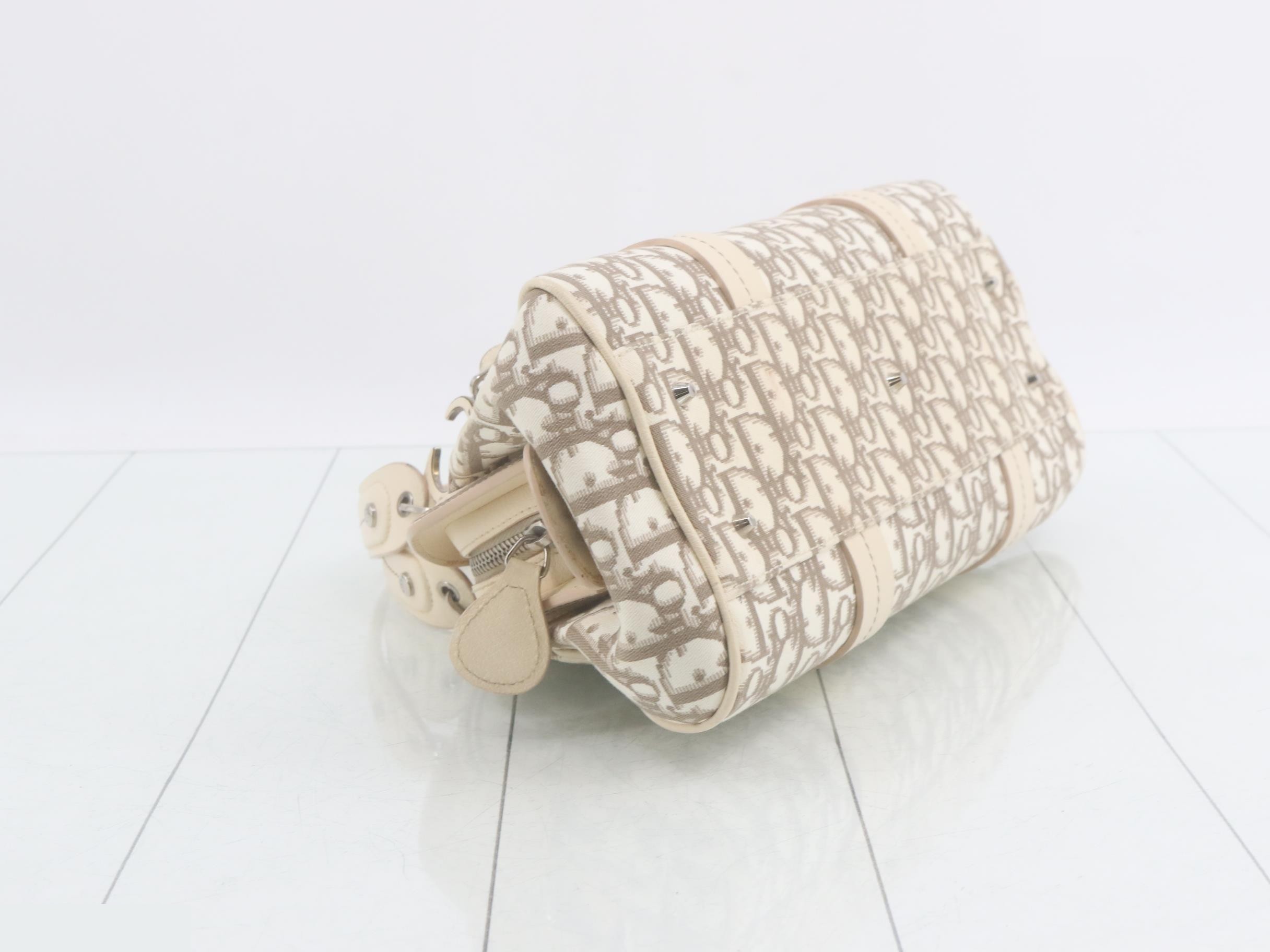 Trotter Flower Embroidered Shoulder Bag — view 5