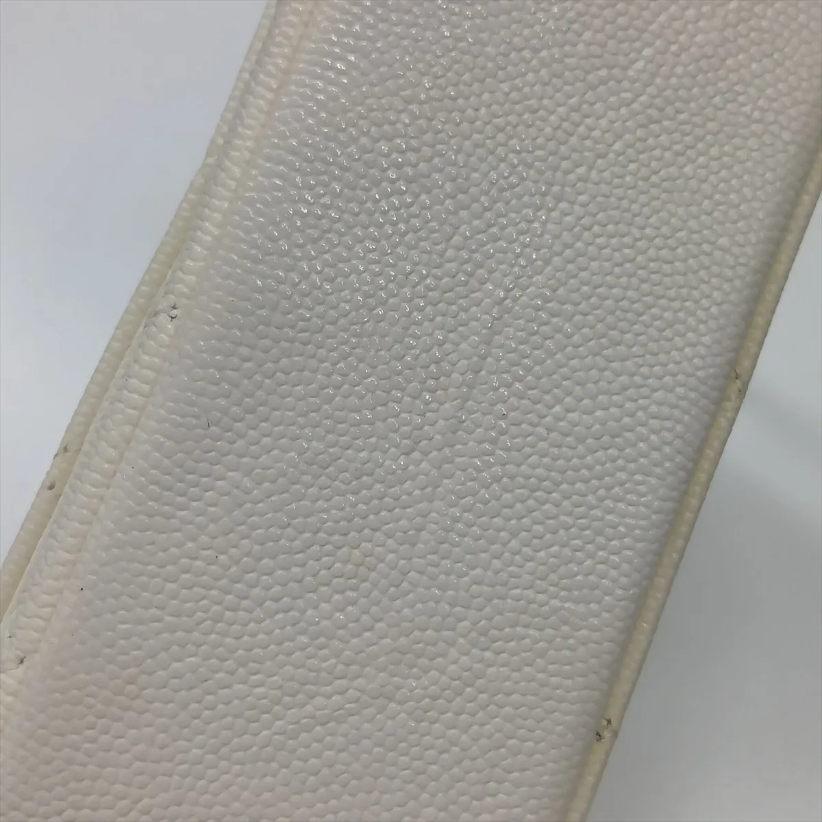 Matelassé Caviar Skin Chain Shoulder Bag, White, Gold Hardware, N25225KA, Random Serial Number — view 10