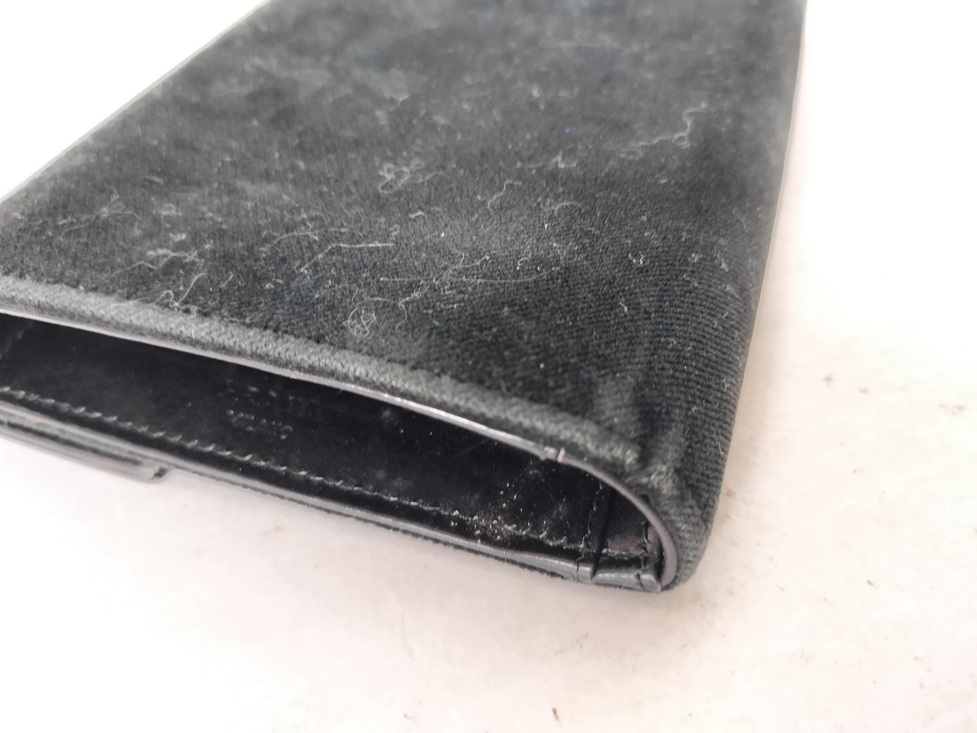 wallet — view 3