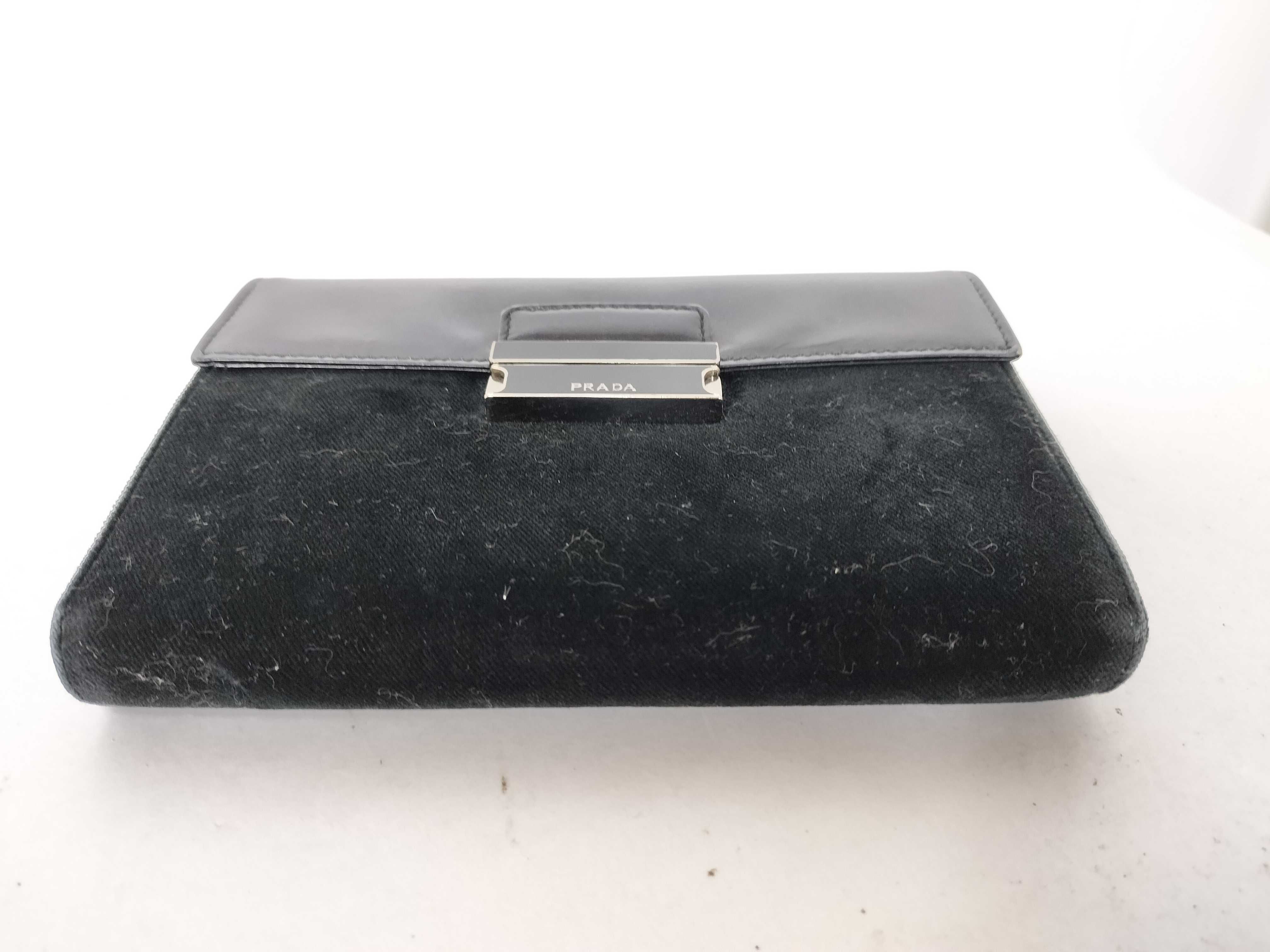 wallet — view 4