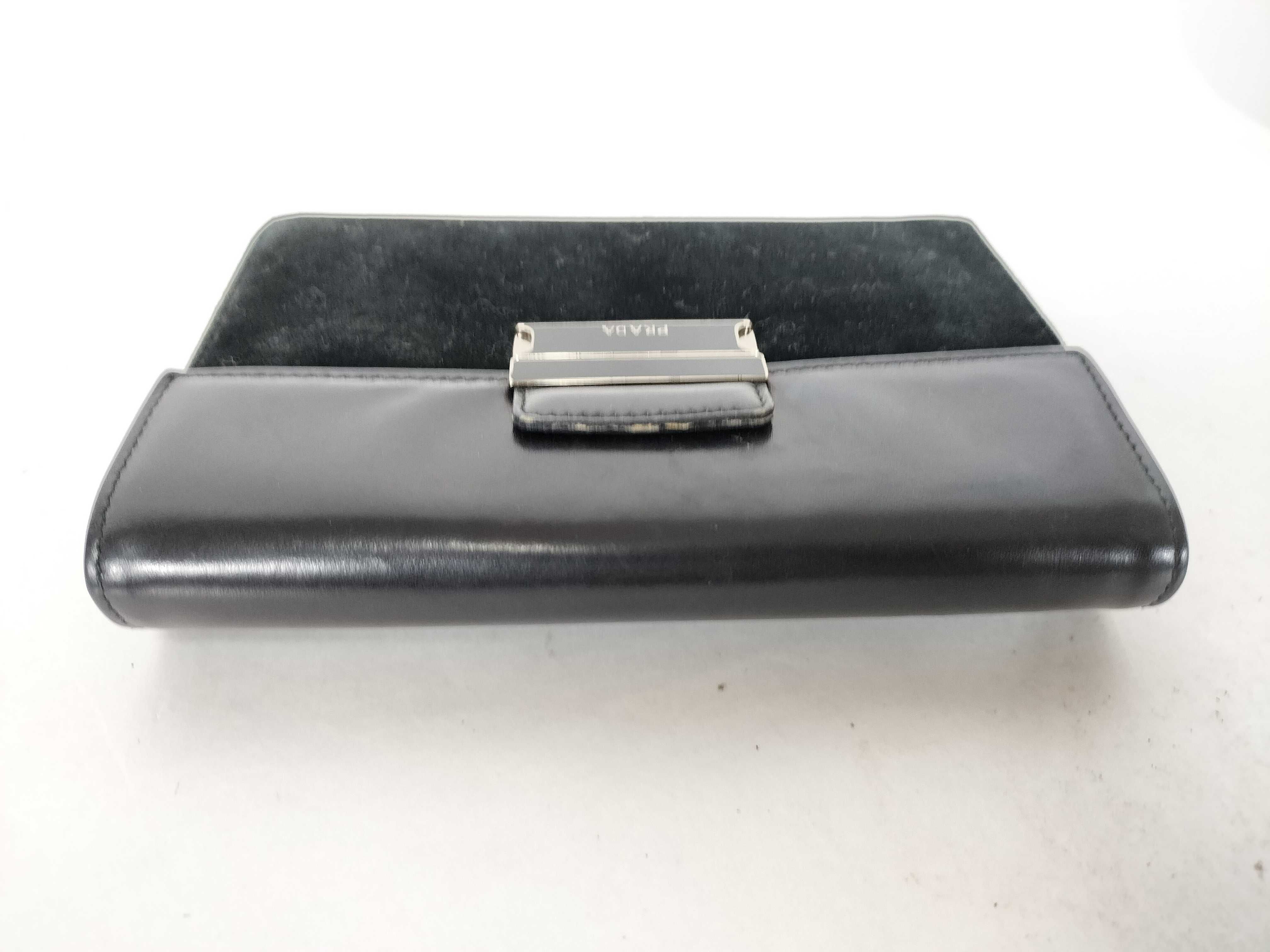 wallet — view 5