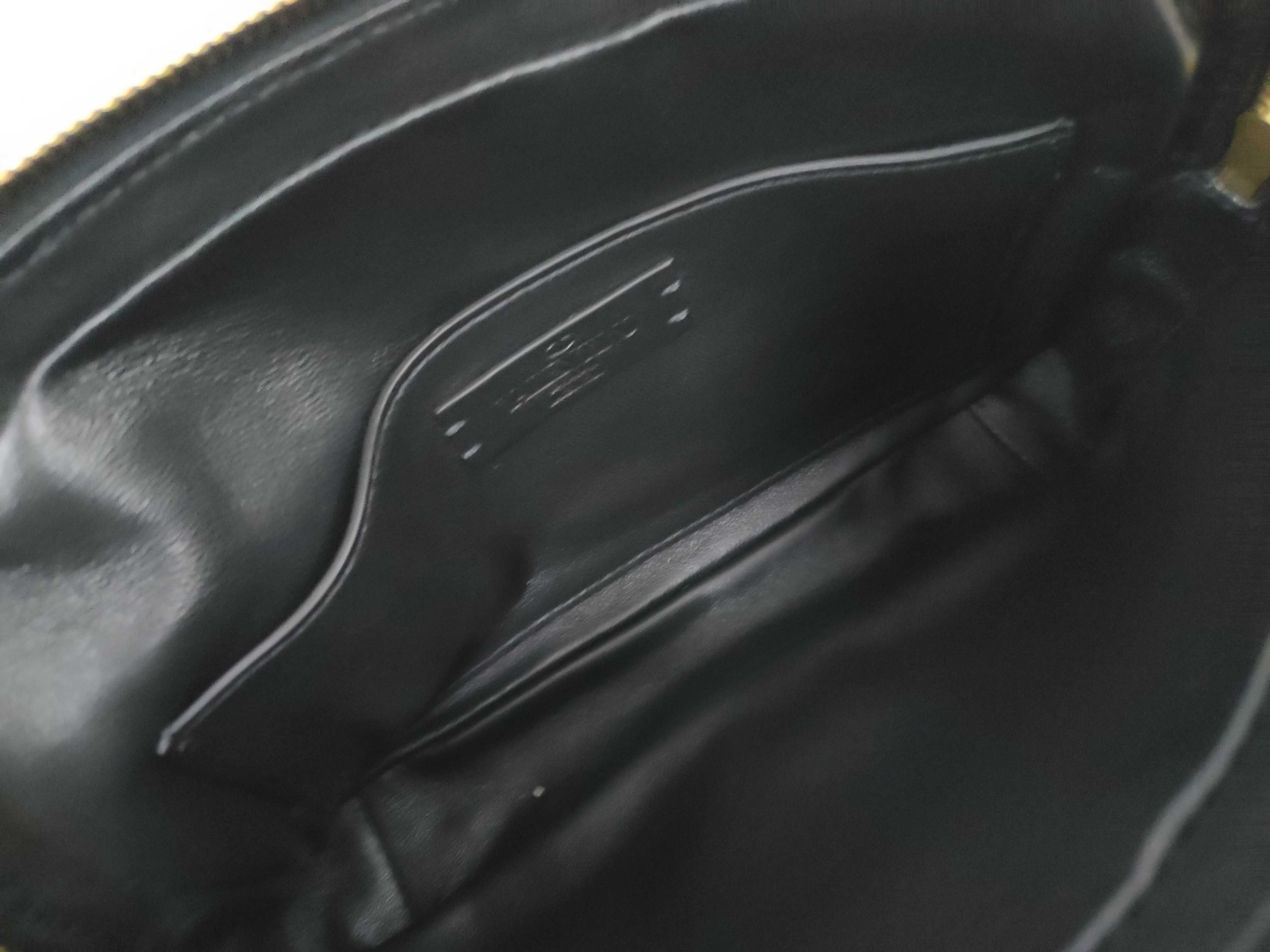 Unused Rockstud Shoulder Bag — view 9