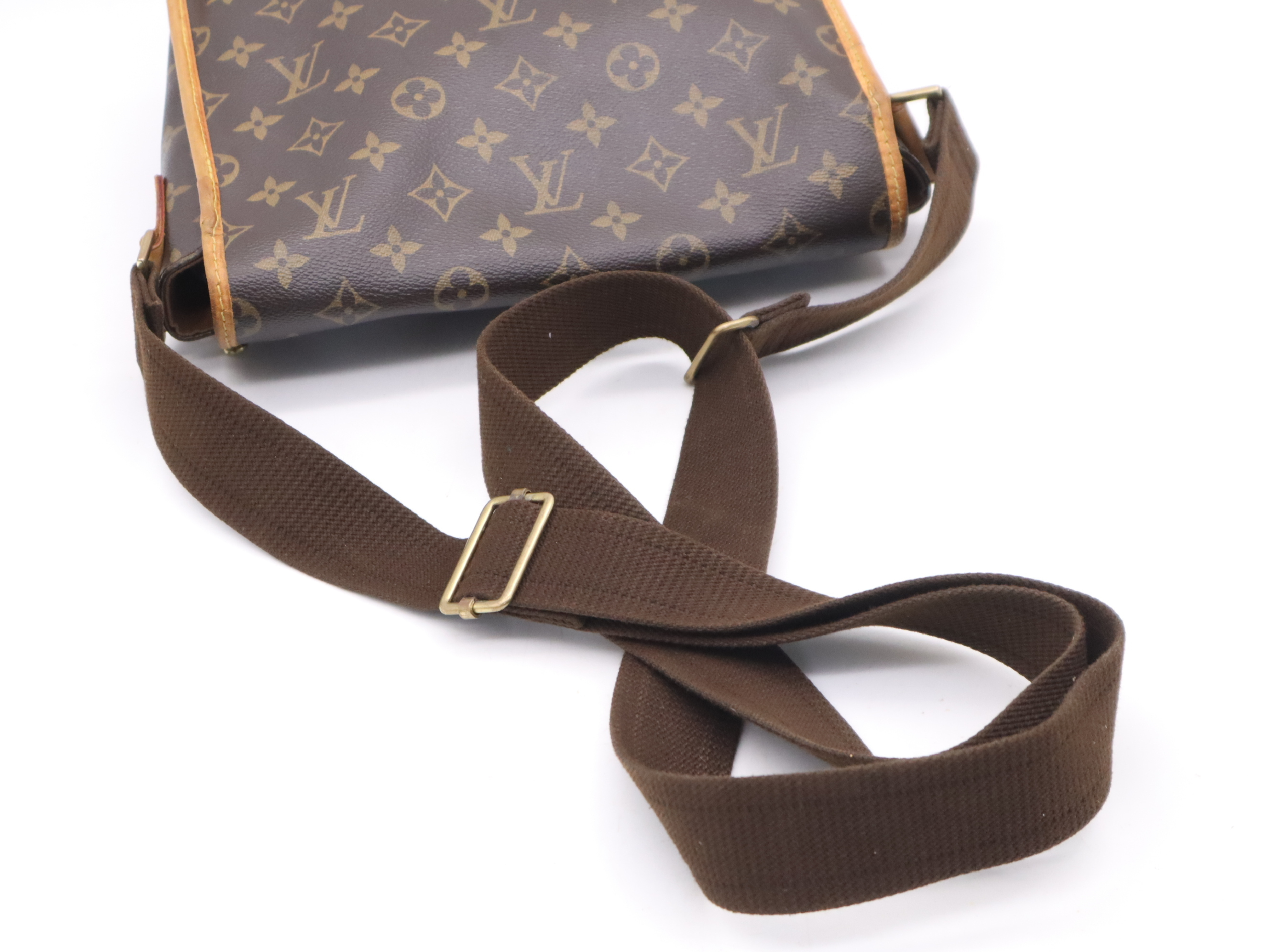 M40106 Monogram Messenger Bosphore PM Shoulder Bag — view 6