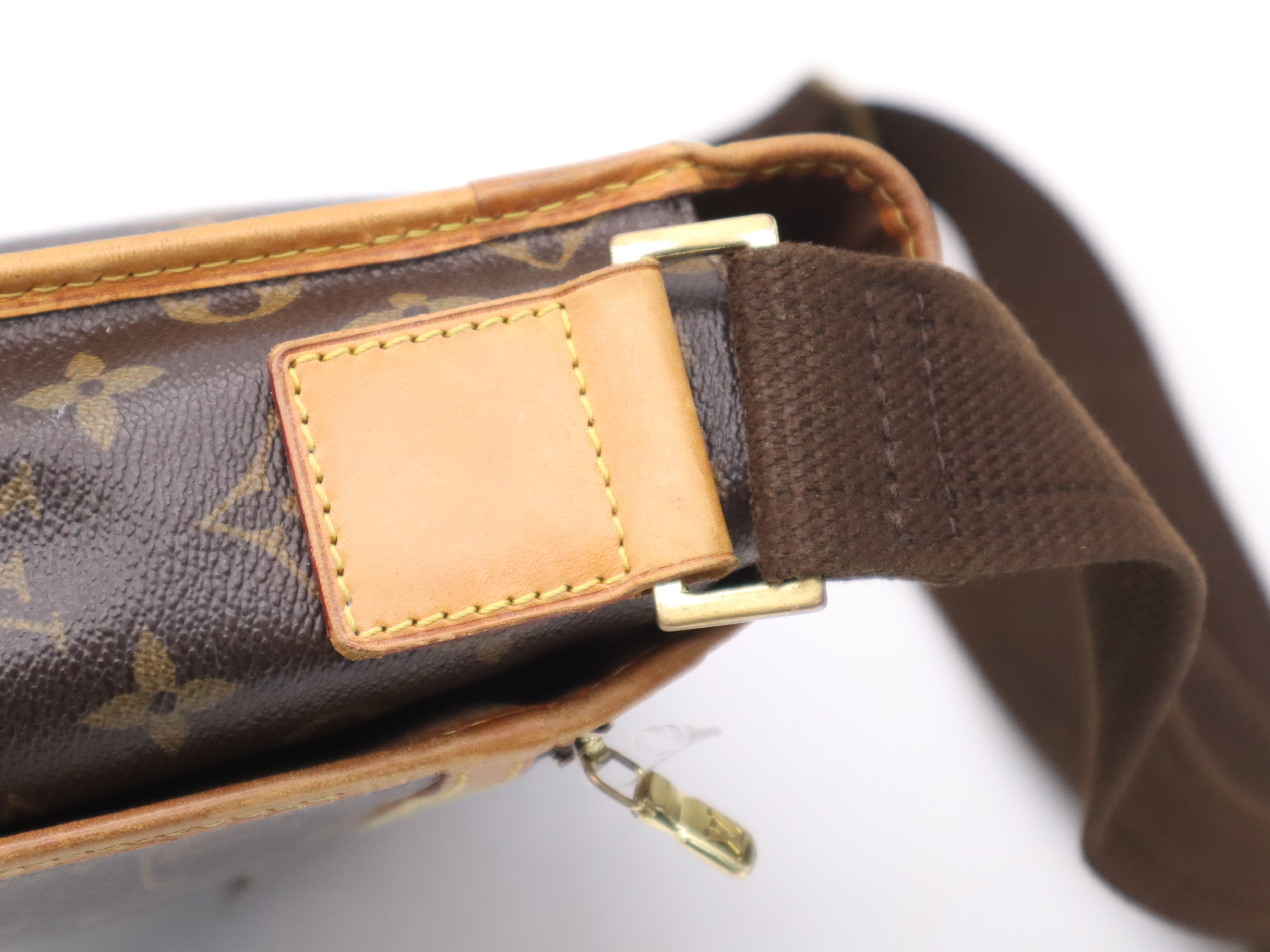 M40106 Monogram Messenger Bosphore PM Shoulder Bag — view 7