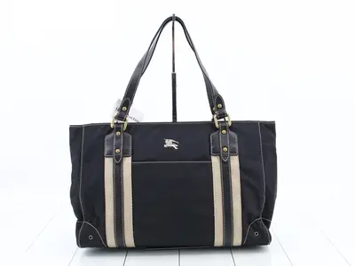 Other lines: Bags and tote bags
