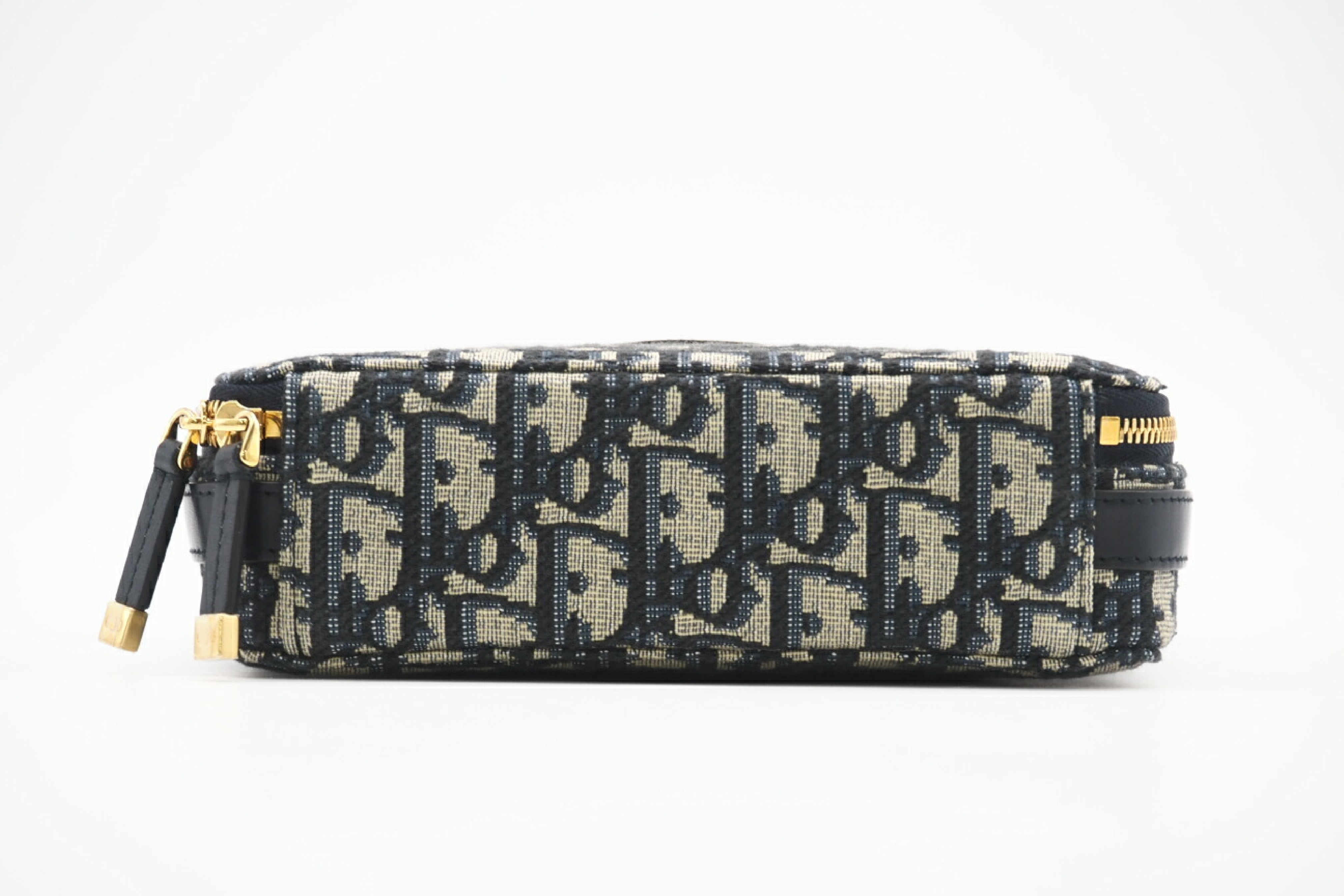 S2141UTZQ Canvas OBLIQUE 30 Montaigne Navy Bag with Dust Bag (Shoulder Bag) — view 6