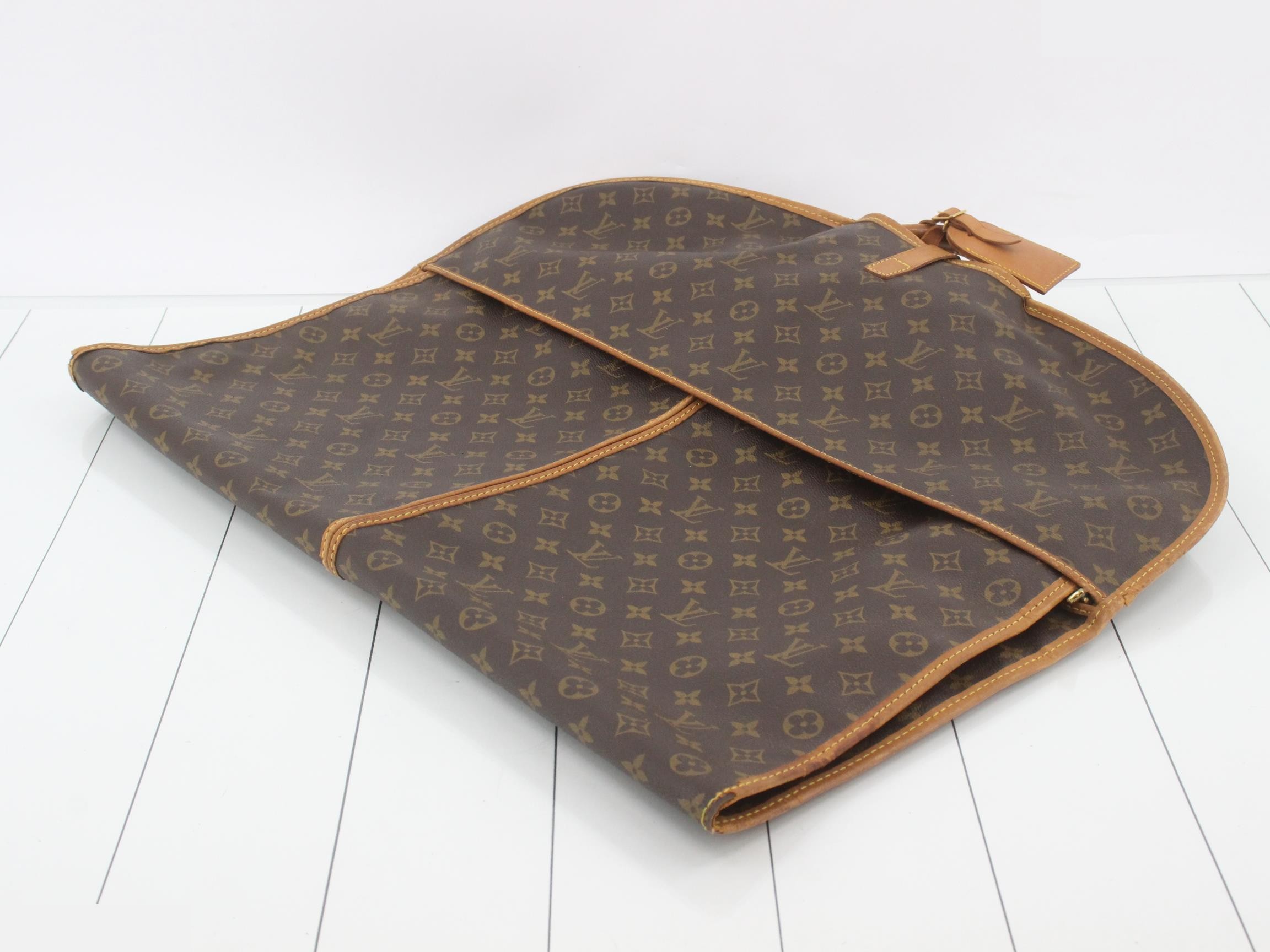 Sac de Portement — view 2