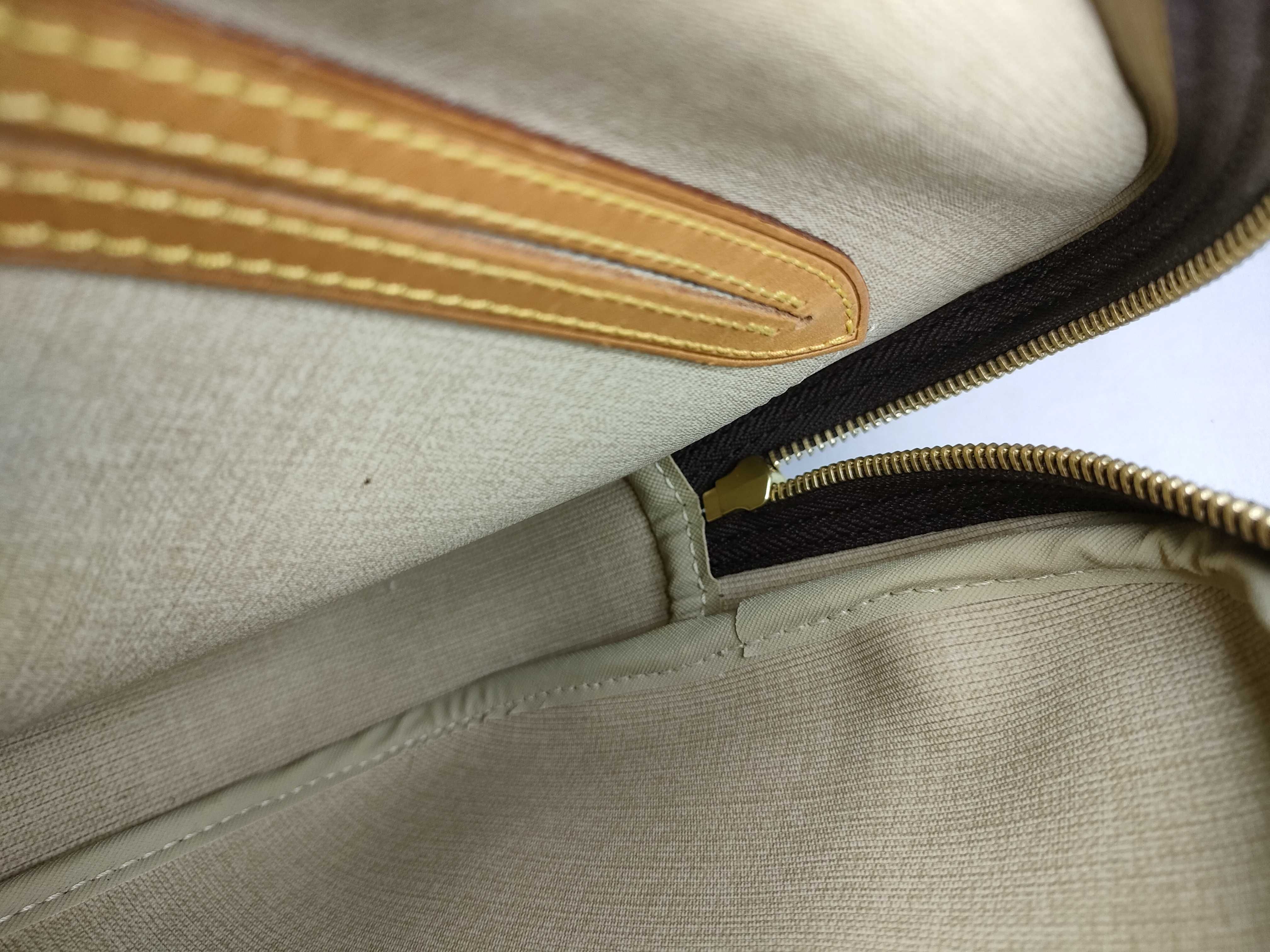 Monogram Reporter PM M45254 Shoulder Bag — view 9