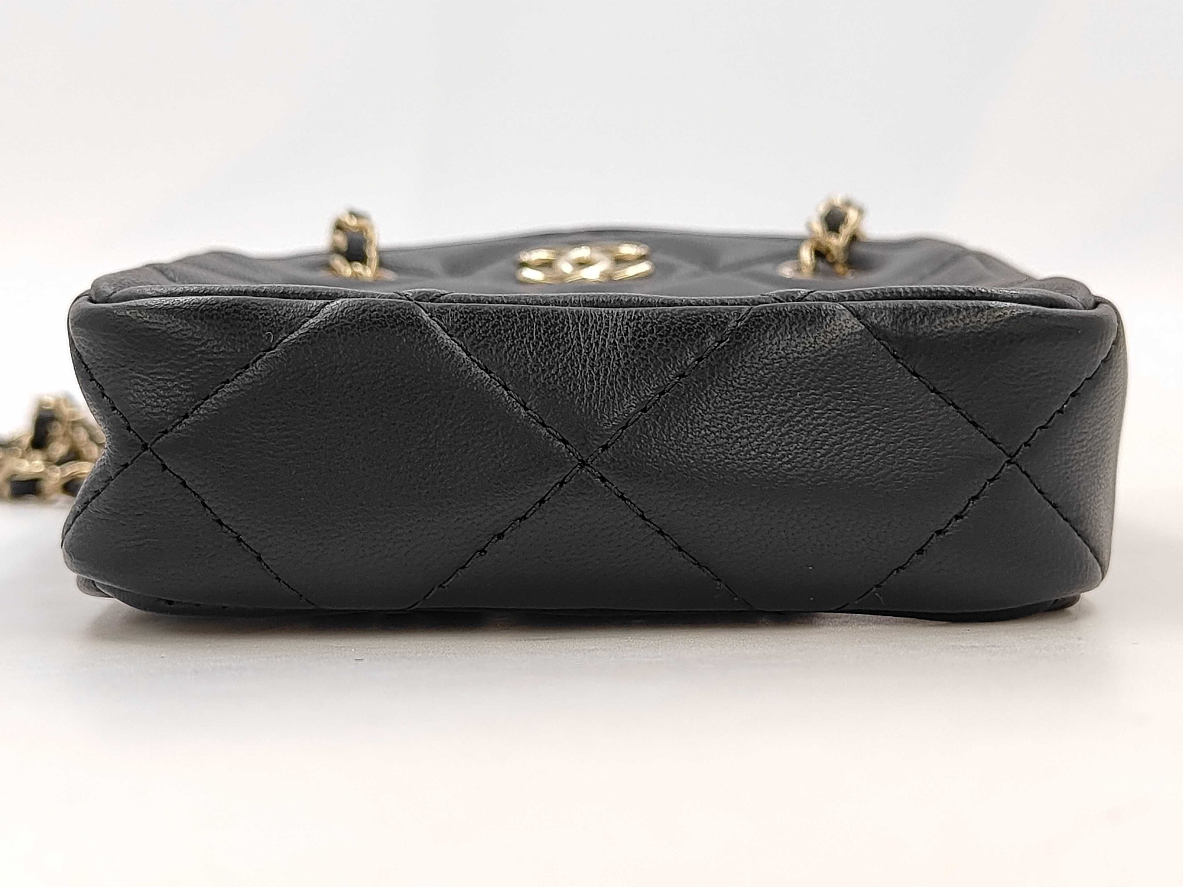 Matelassé Chain Shoulder Bag — view 7