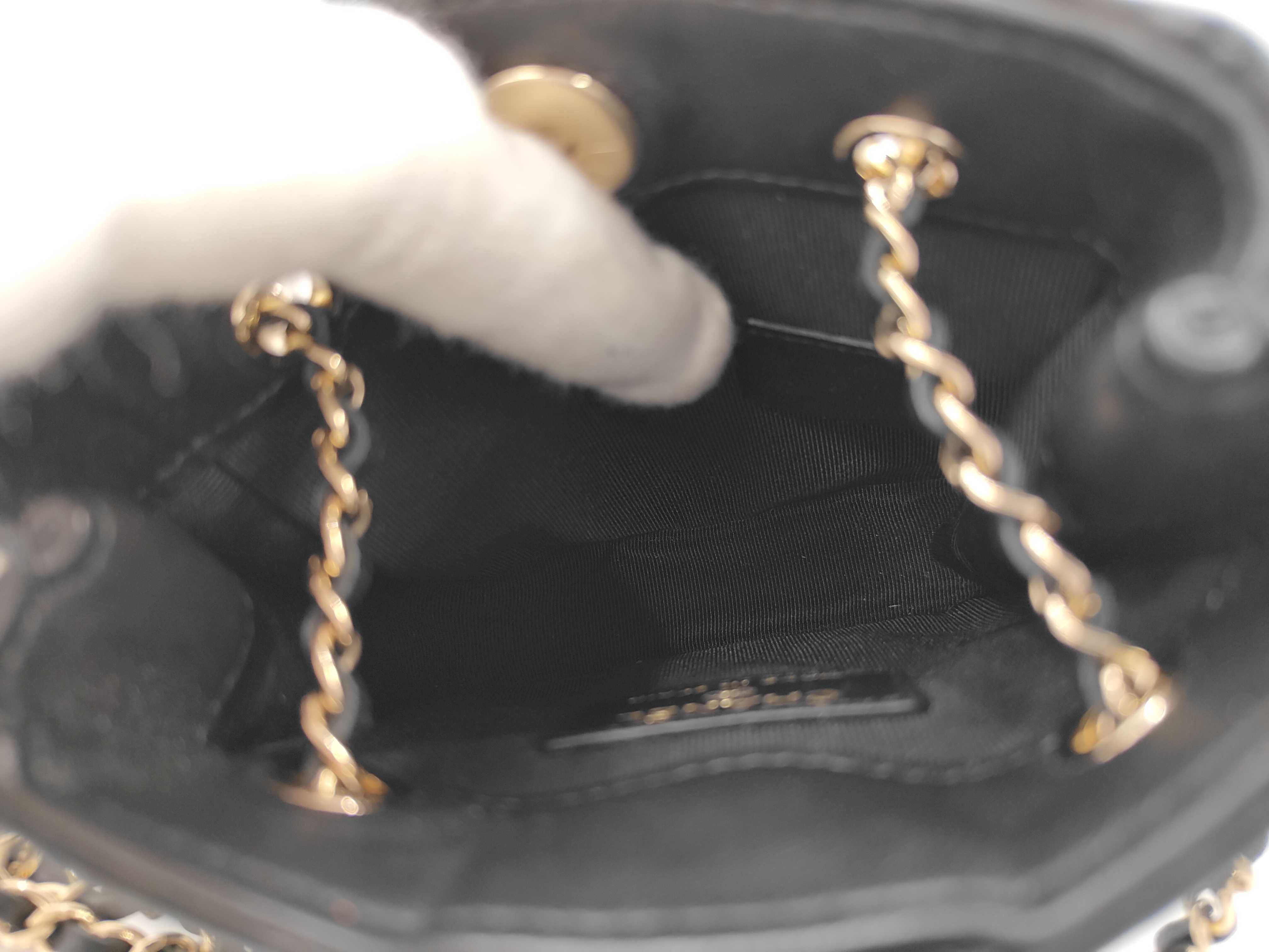 Matelassé Chain Shoulder Bag — view 8