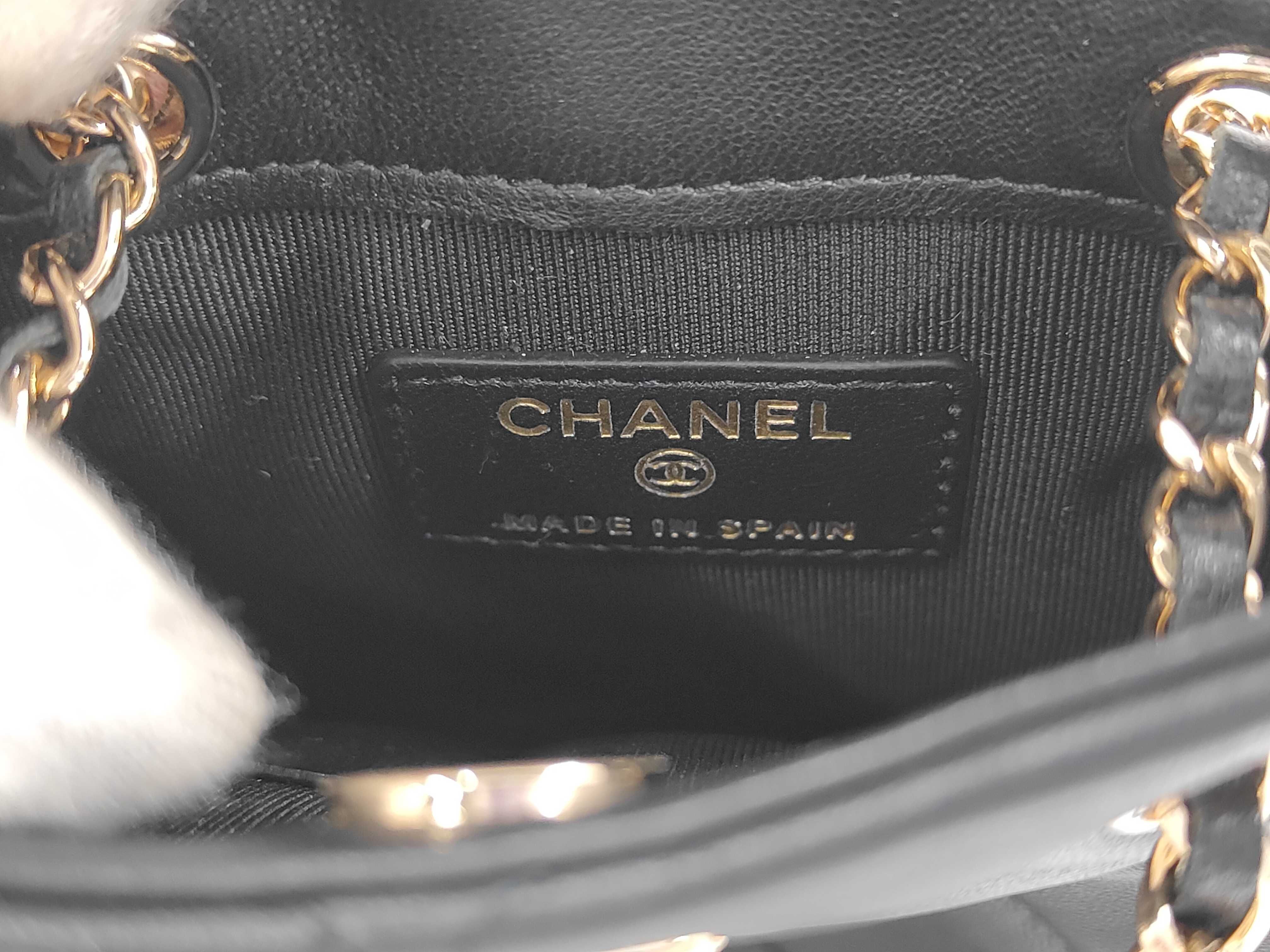 Matelassé Chain Shoulder Bag — view 9