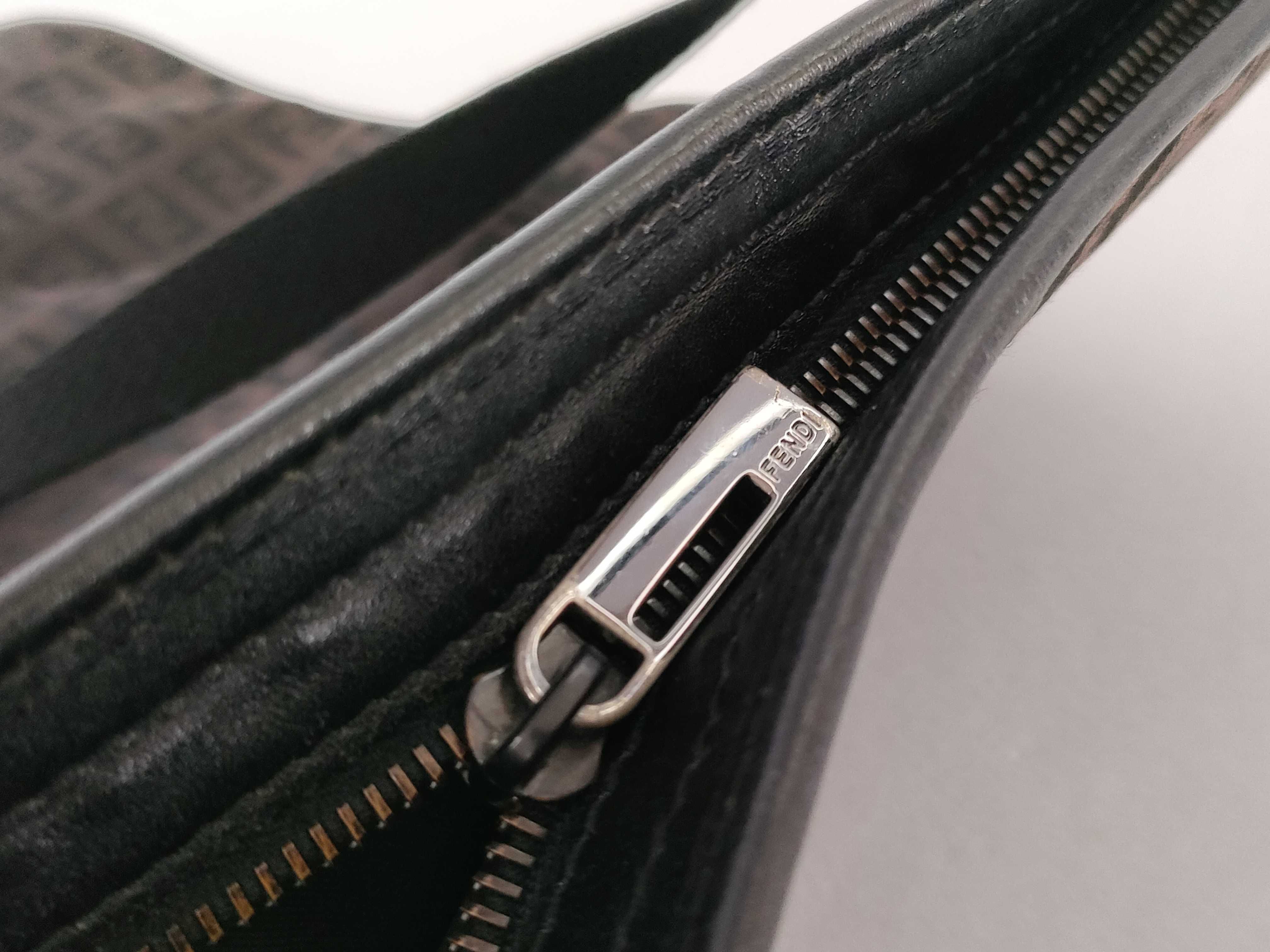 Zucchino Shoulder Bag — view 13