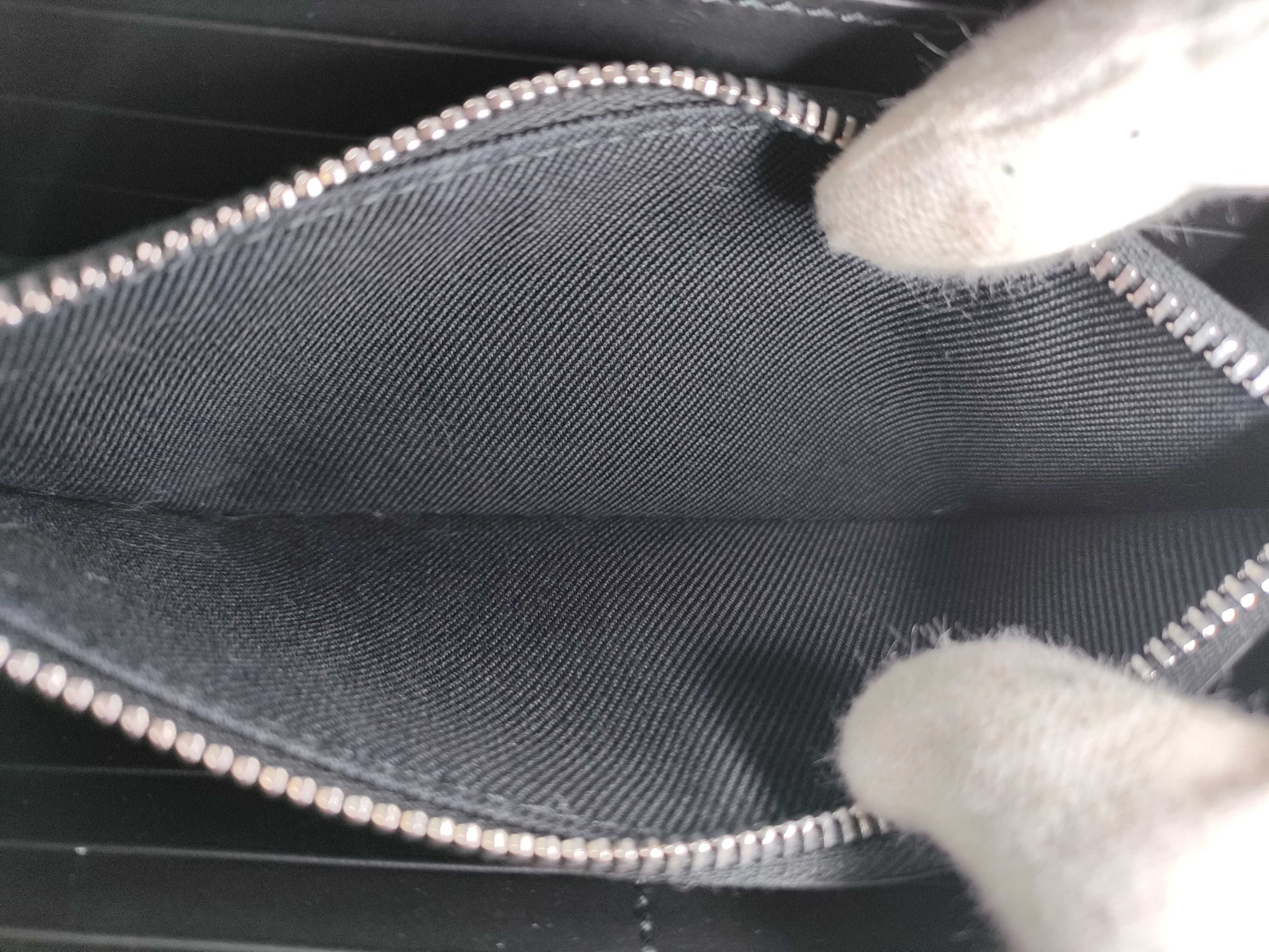 Black Wallet — view 12