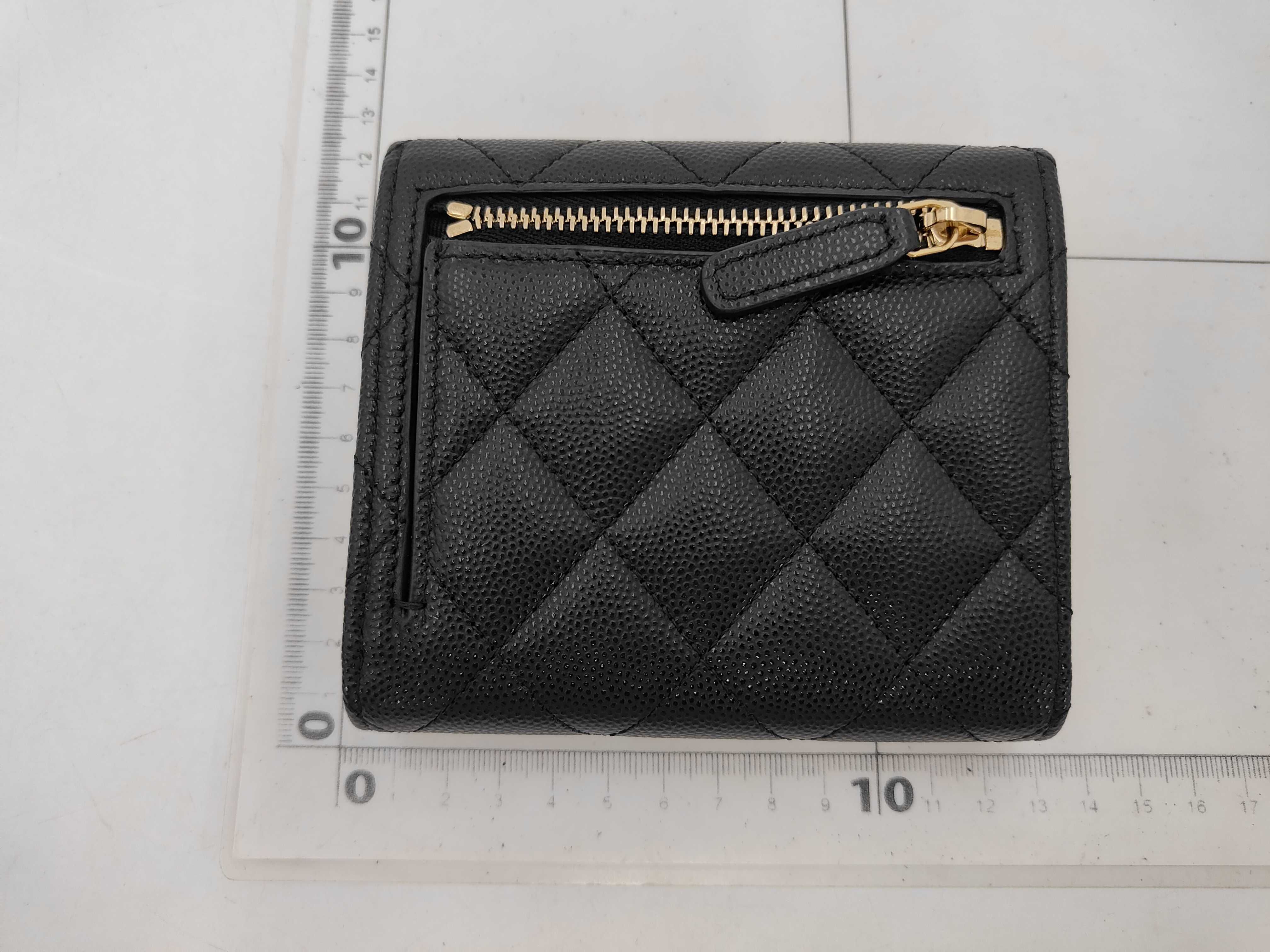 Small Wallet Caviar Leather Microchip Wallet — view 2