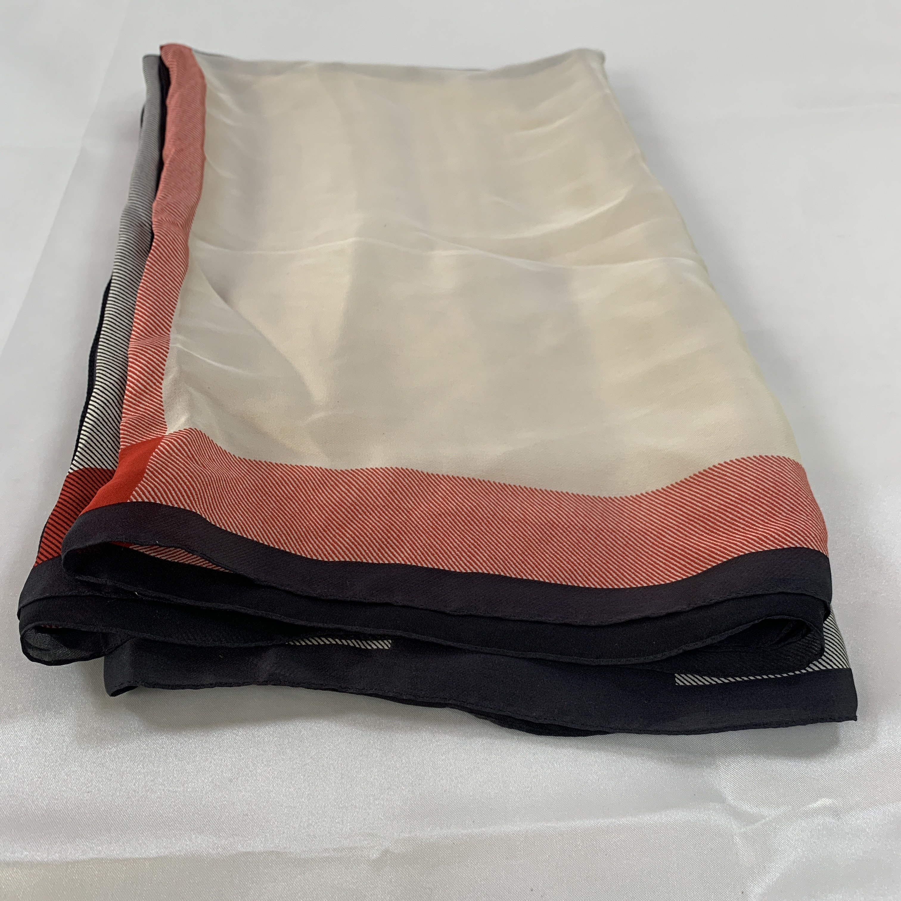 Scarves, Stoles, and Other Accessories — view 3