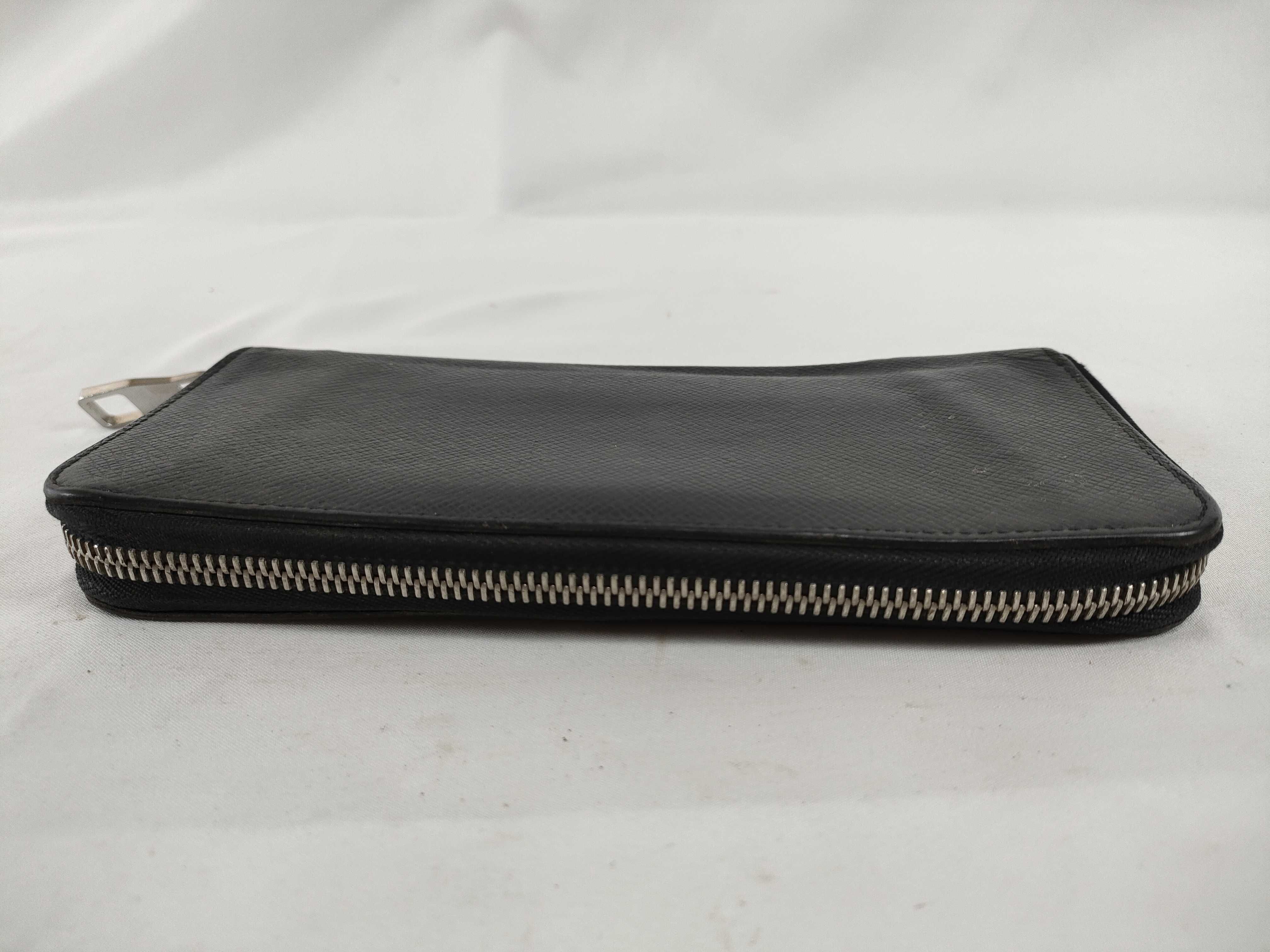 Taiga Round Zipper Long Wallet — view 6