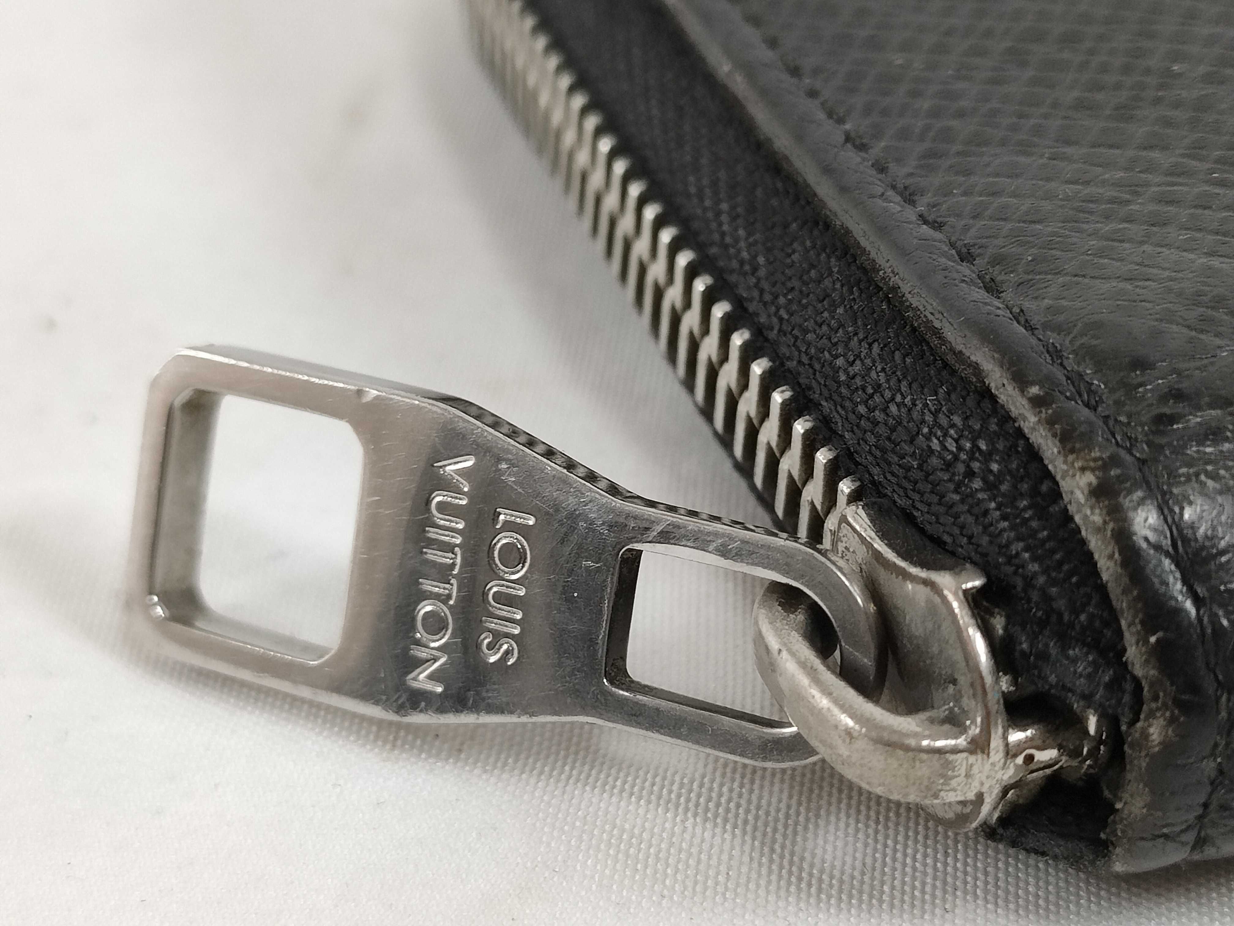 Taiga Round Zipper Long Wallet — view 7