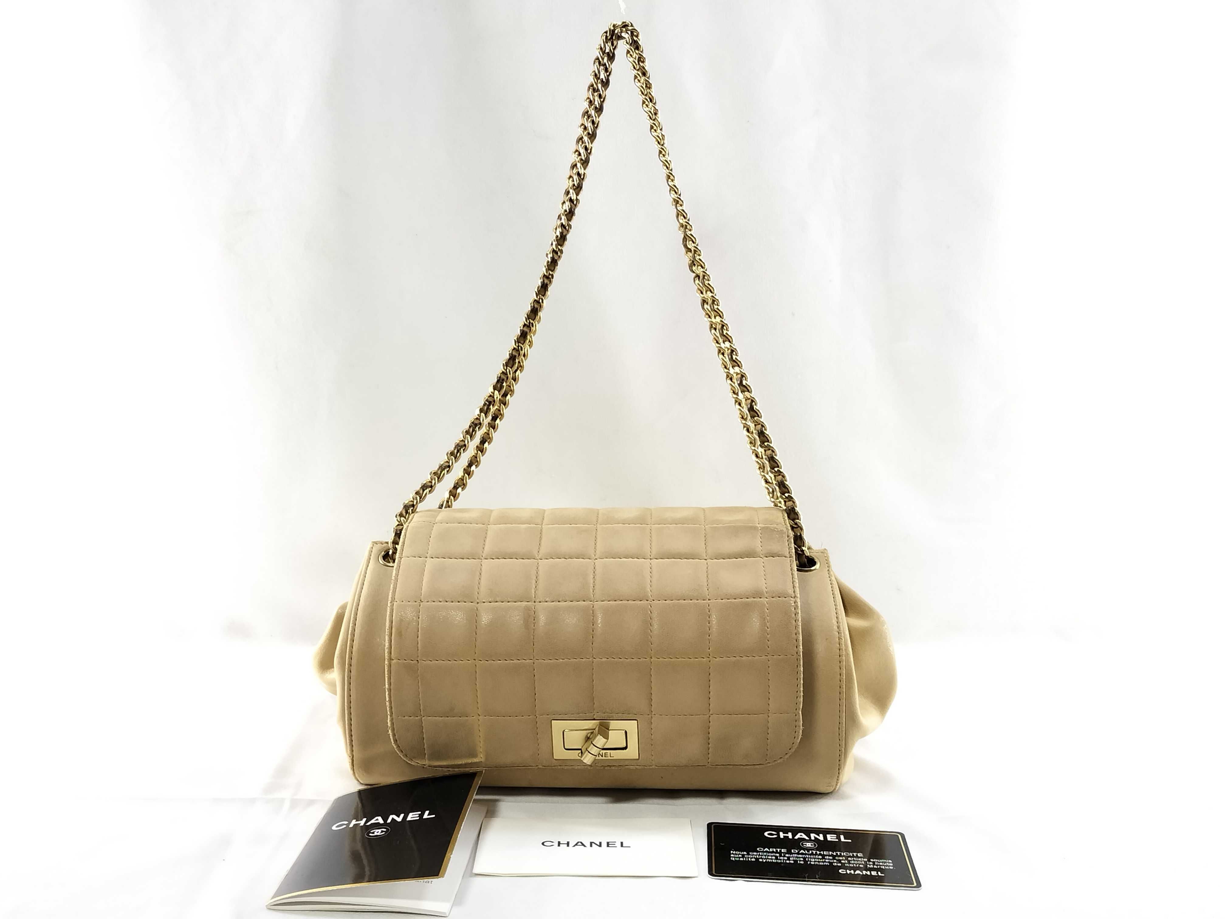 Chocolate Bar 2.55 Chain Flap Shoulder Bag
