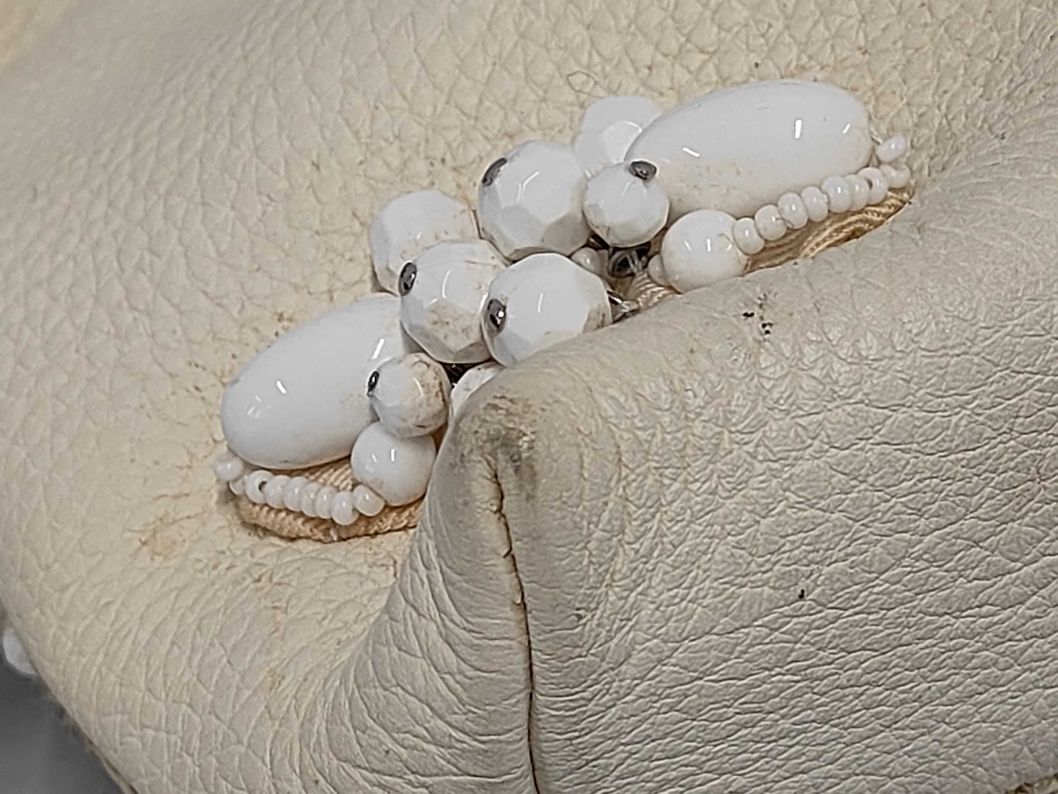 One-Shoulder Leather White Beaded Shoulder Bag (Some fraying) — view 4