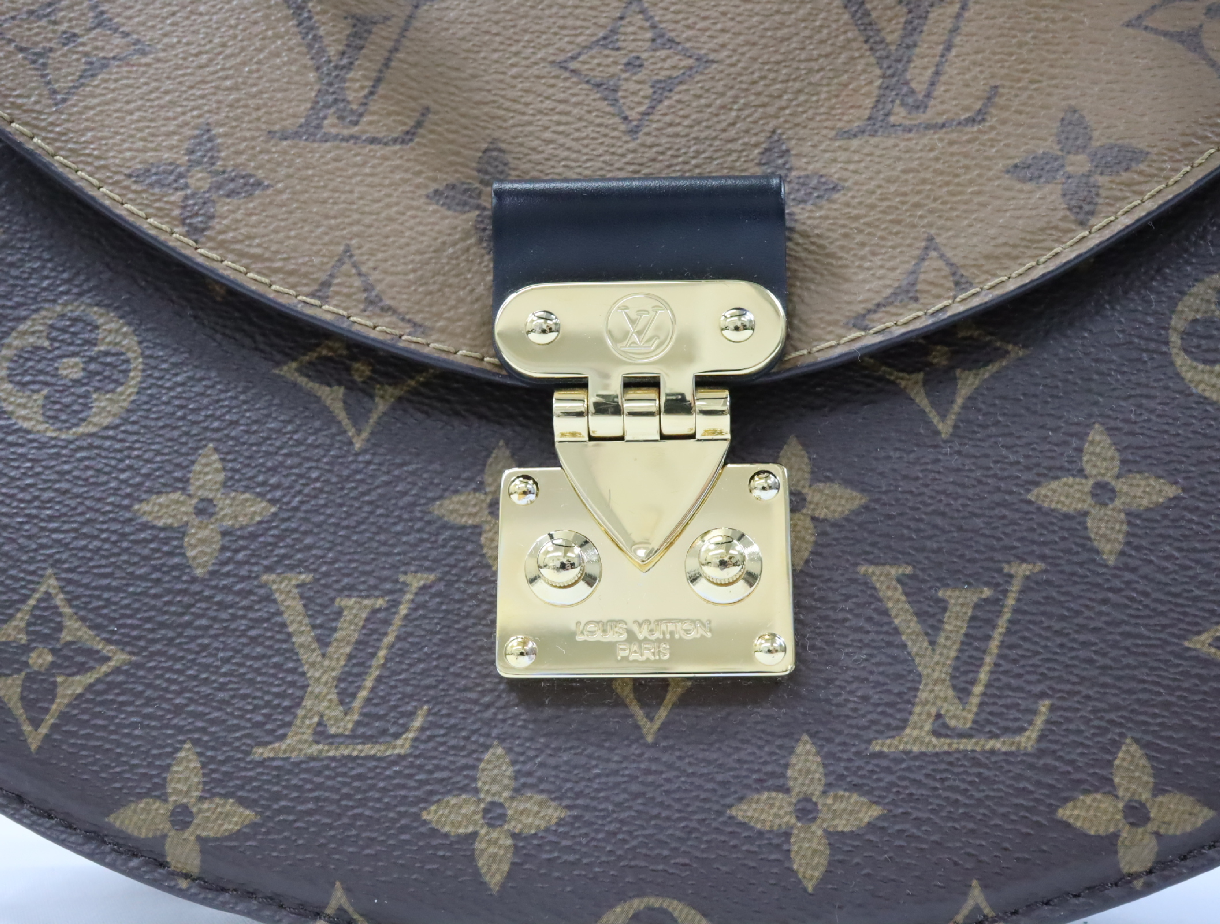 Monogram Reverse Tilsit M46548 Shoulder Bag (RFID detected) — view 12