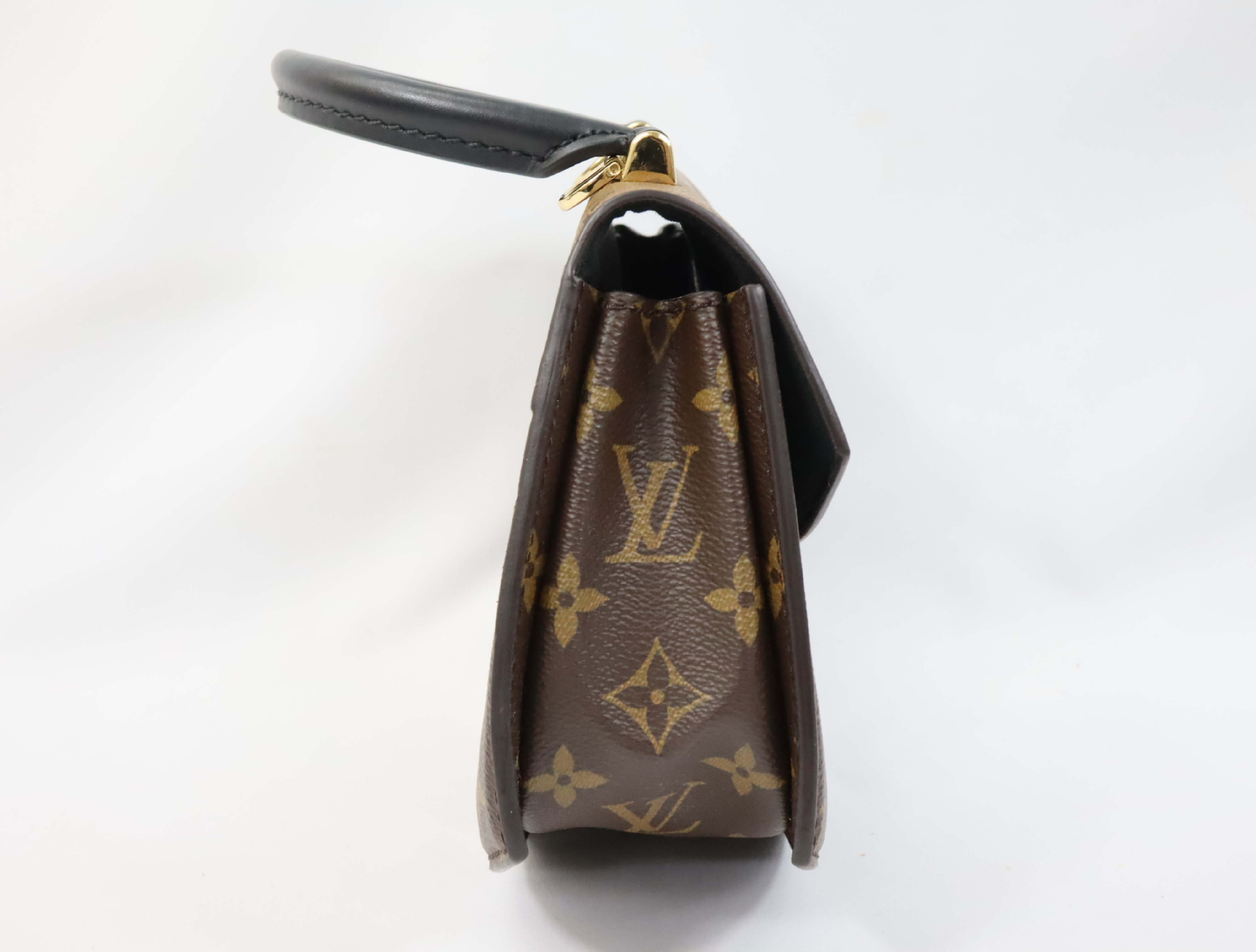 Monogram Reverse Tilsit M46548 Shoulder Bag (RFID detected) — view 3