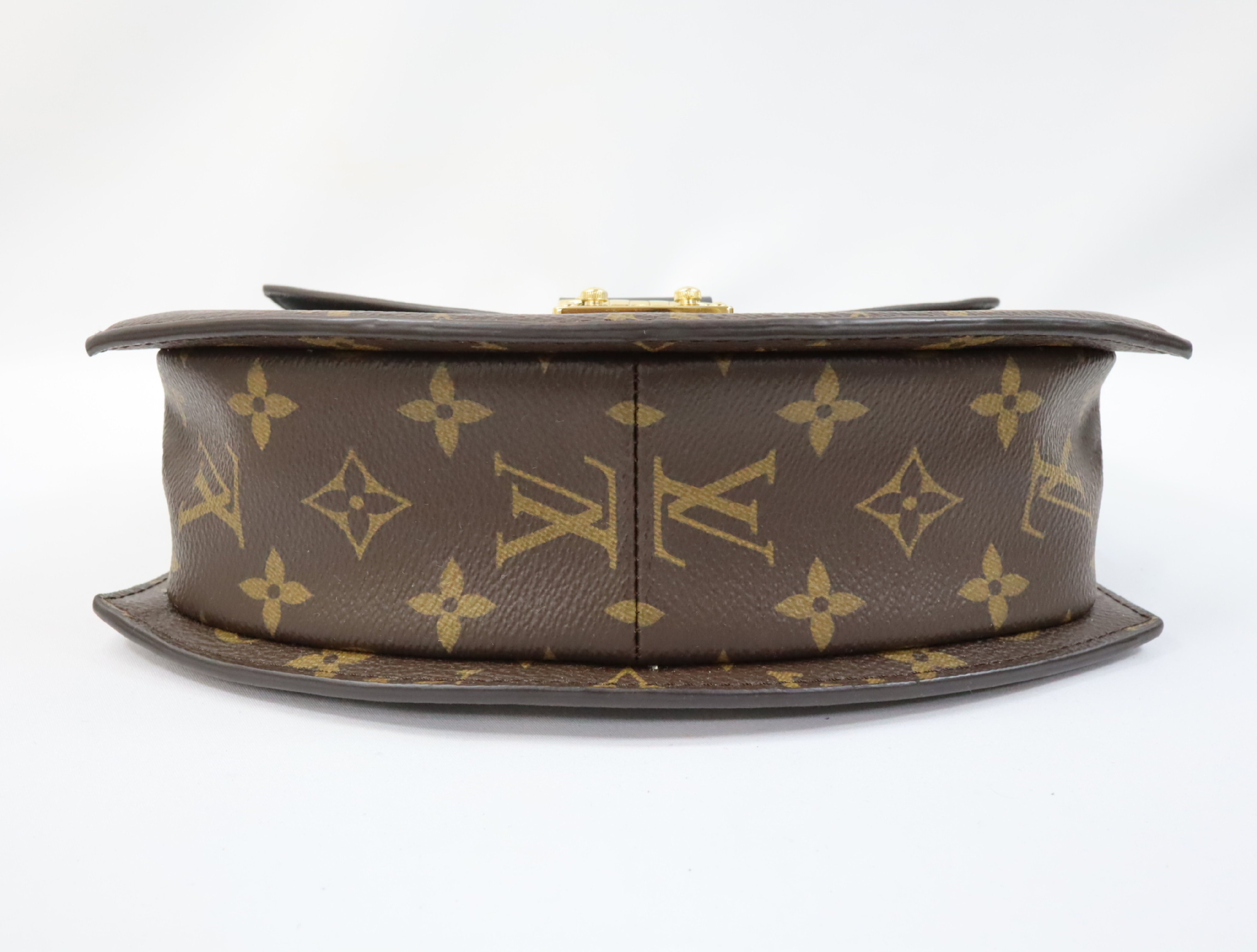 Monogram Reverse Tilsit M46548 Shoulder Bag (RFID detected) — view 5