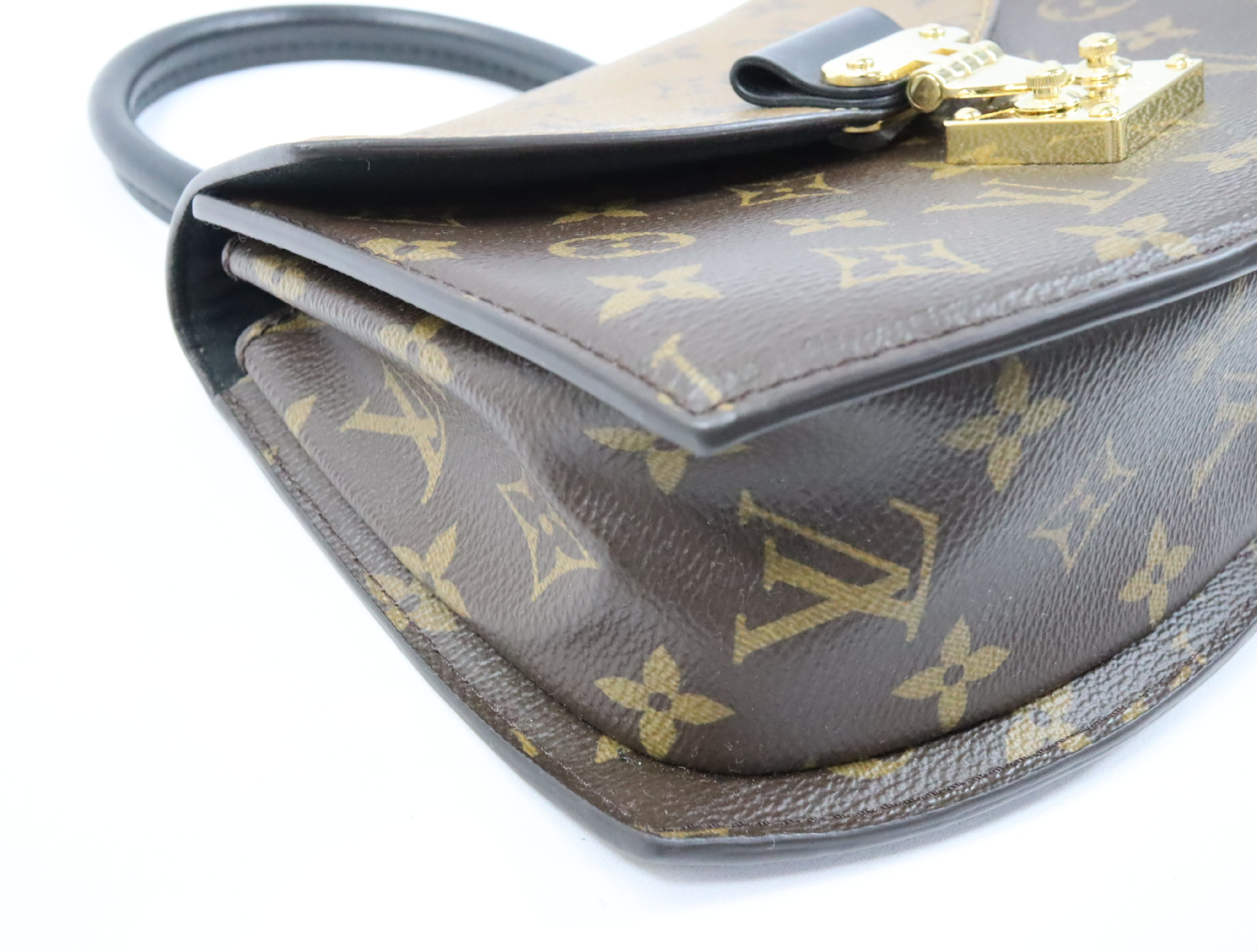 Monogram Reverse Tilsit M46548 Shoulder Bag (RFID detected) — view 7
