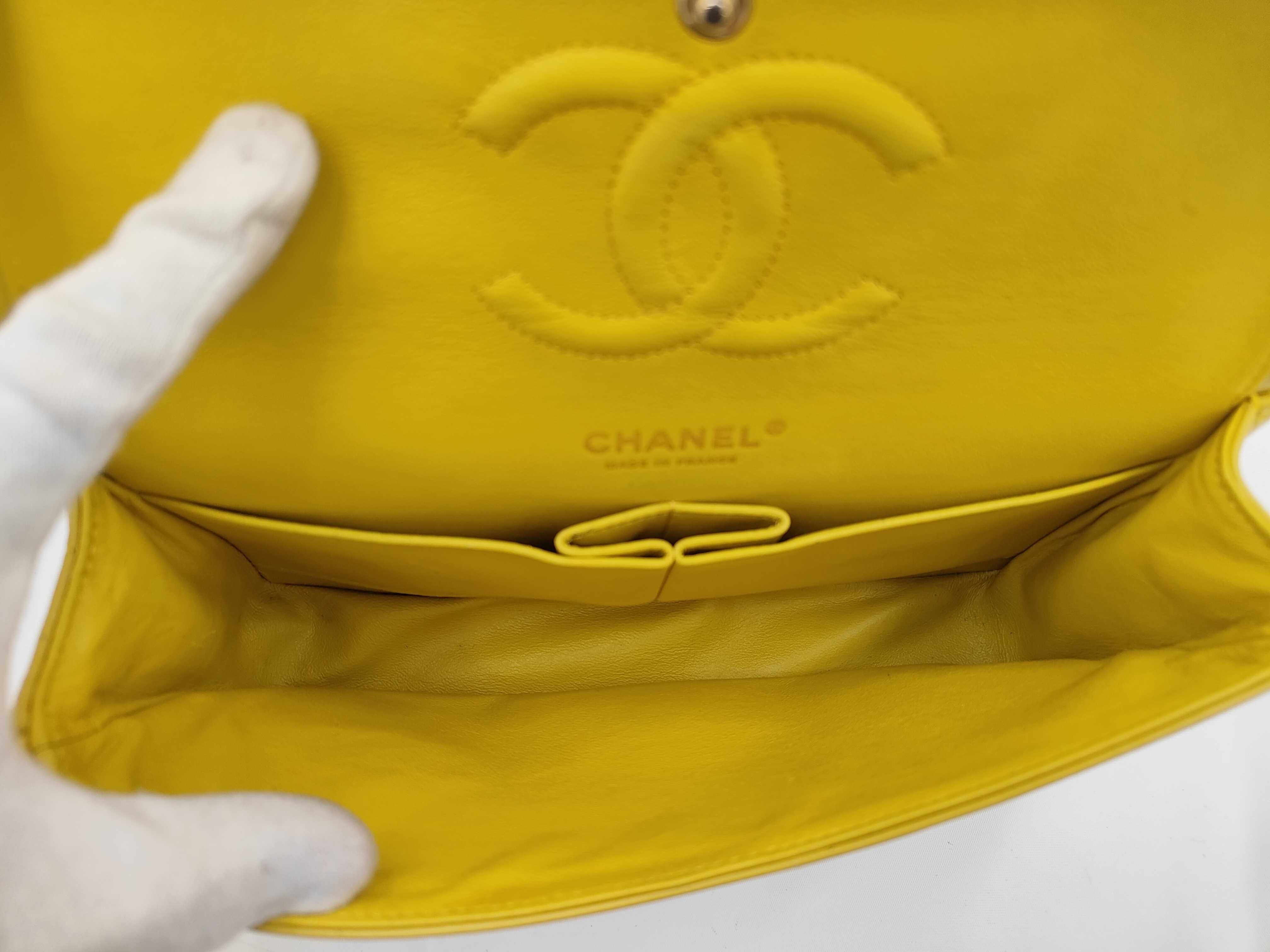 Matelassé 25 Double Flap V-Stitch Lambskin Yellow Chain Shoulder Bag — view 9