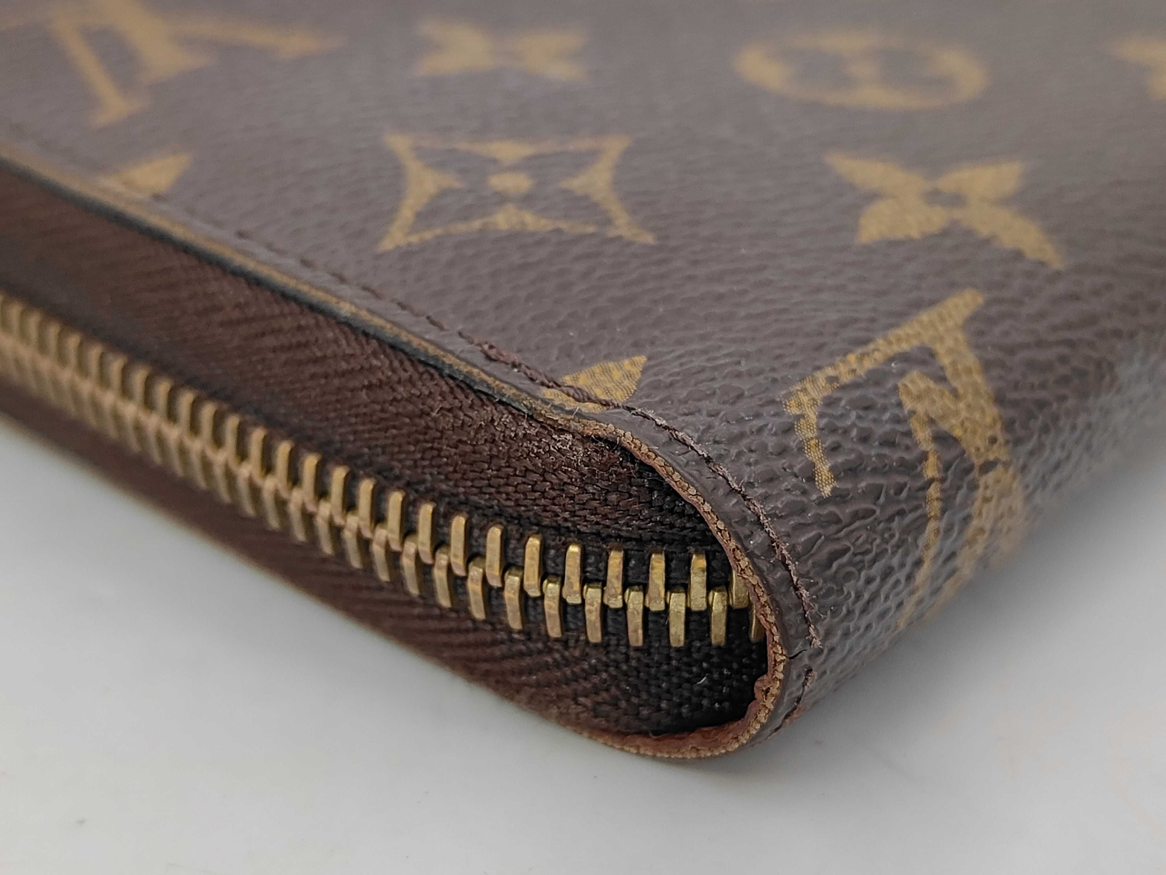 Monogram Louis Vuitton Monogram Zippy Wallet GI1165 Wallet — view 3