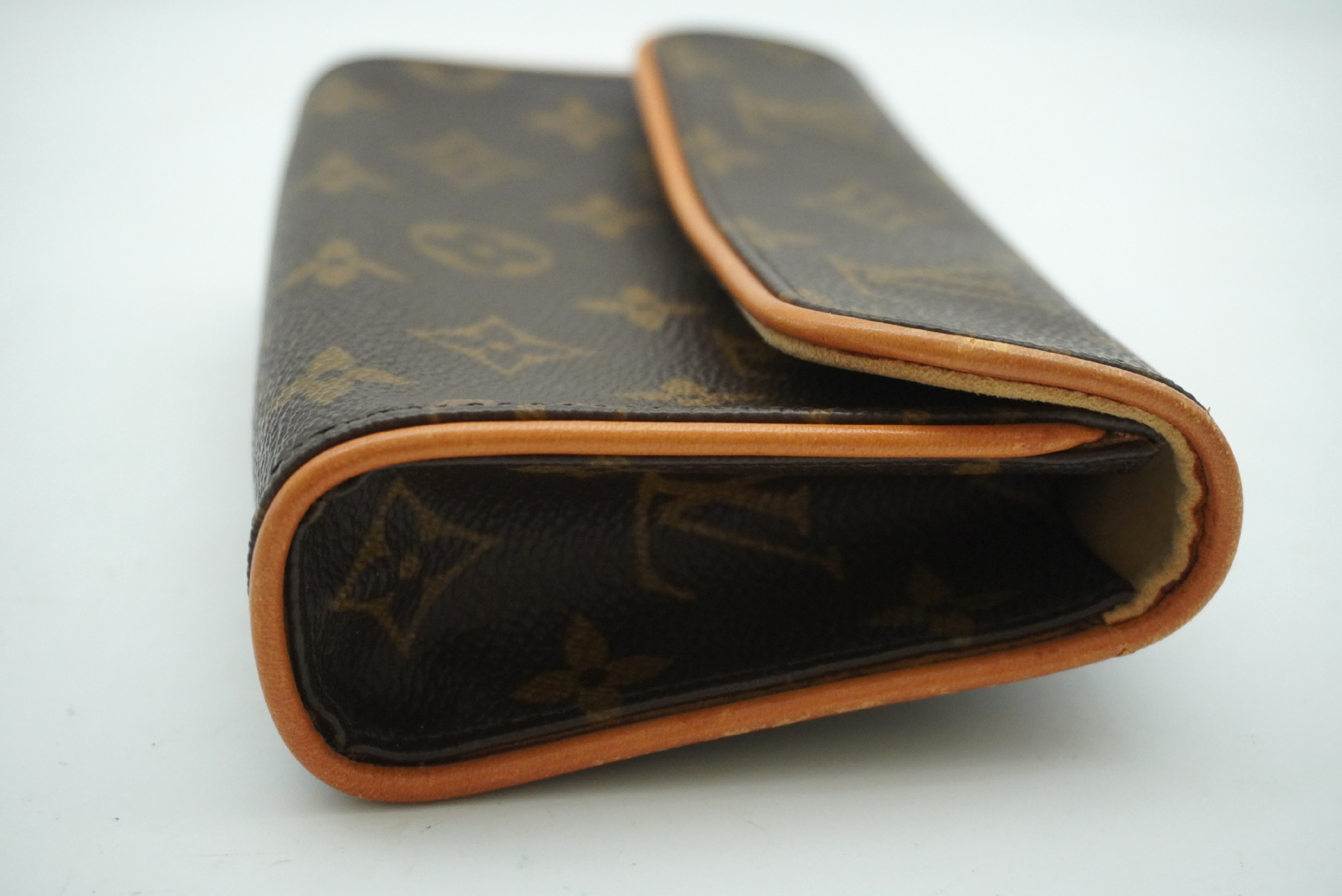 Monogram Pochette Florentine M51855 Waist Bag — view 4