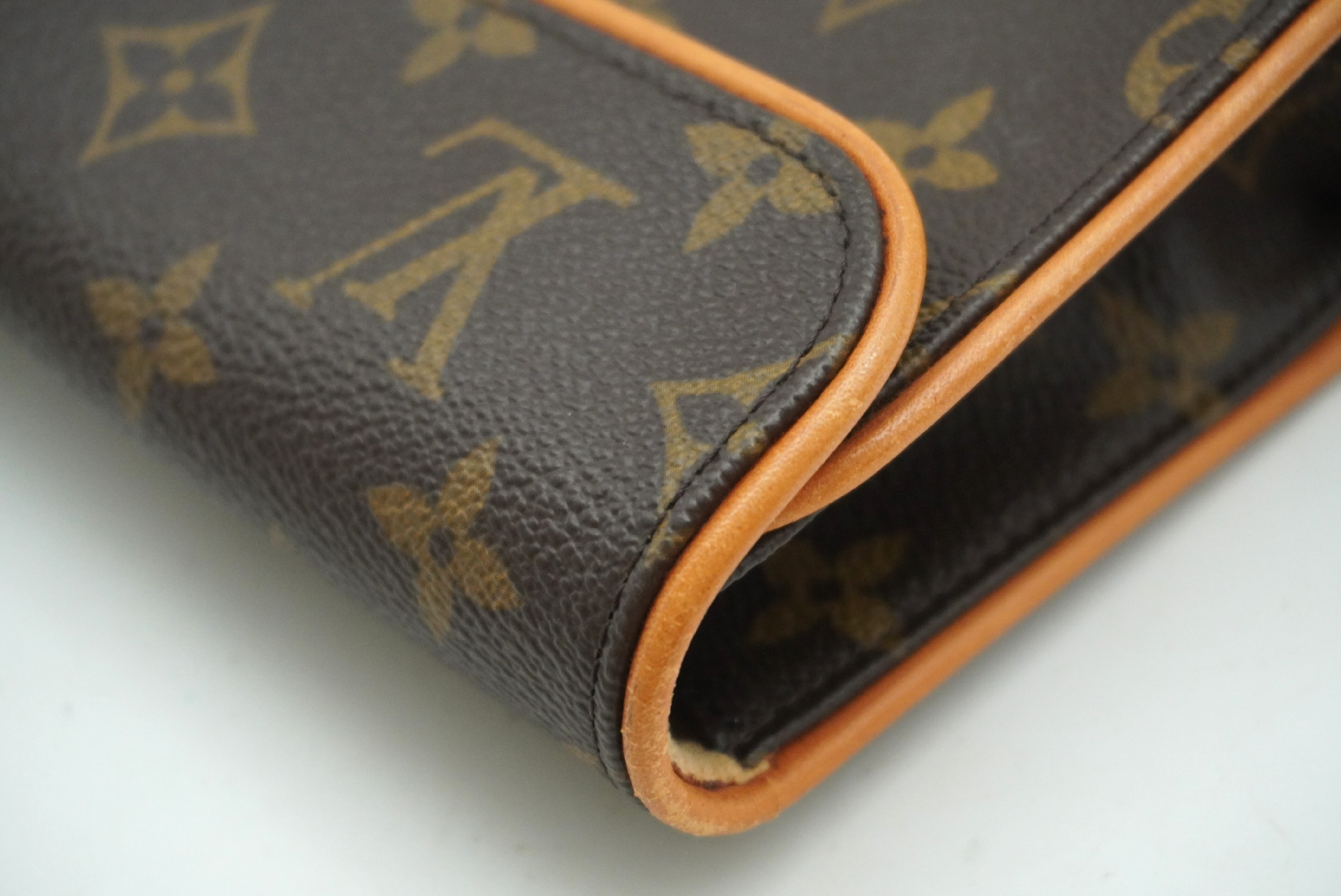 Monogram Pochette Florentine M51855 Waist Bag — view 7