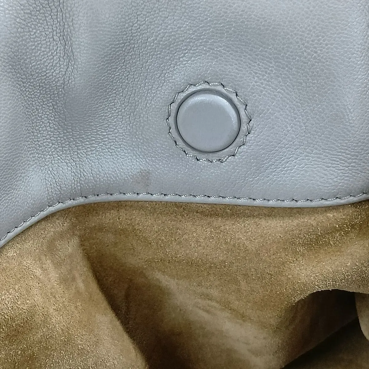 Flamenco Purse Medium Leather 2-Way Shoulder Bag, Gray — view 12