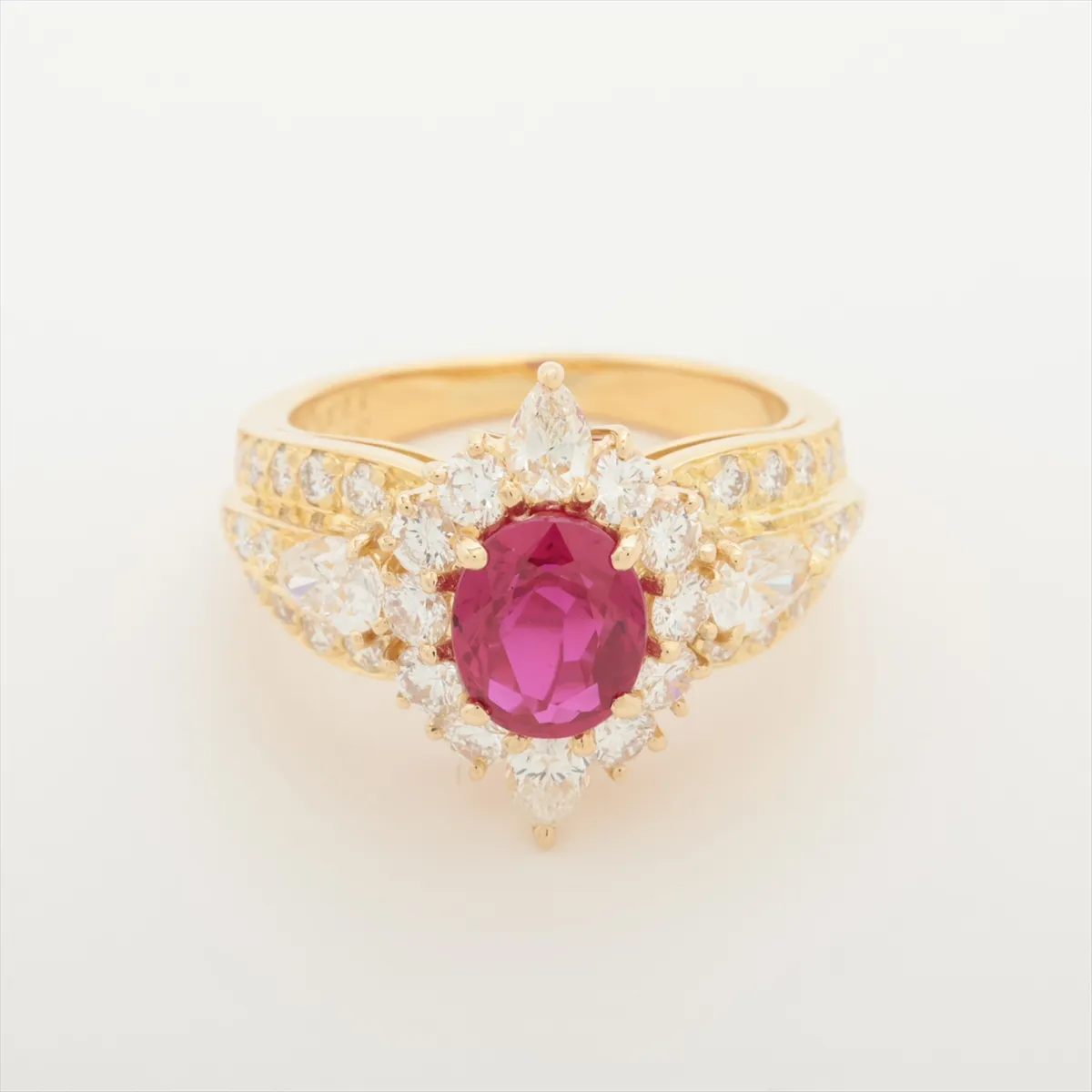 Ruby and Diamond Ring, Metal Purity Unknown, 7.1g, NY58408. Features: